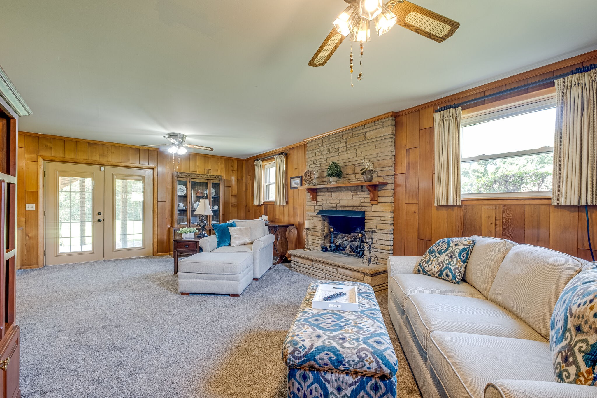 107 Edgebrook Rd Property Photo 25