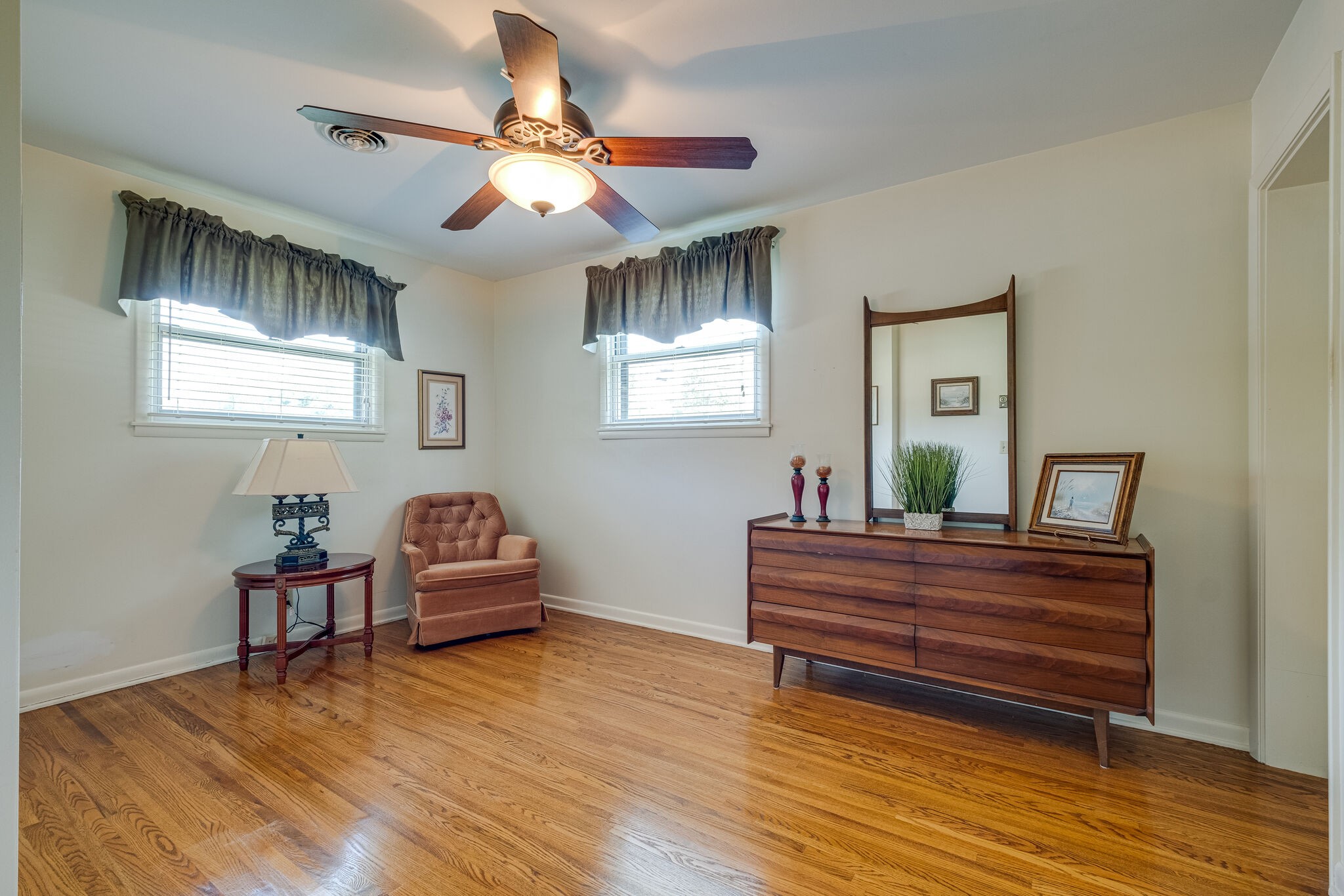 107 Edgebrook Rd Property Photo 30