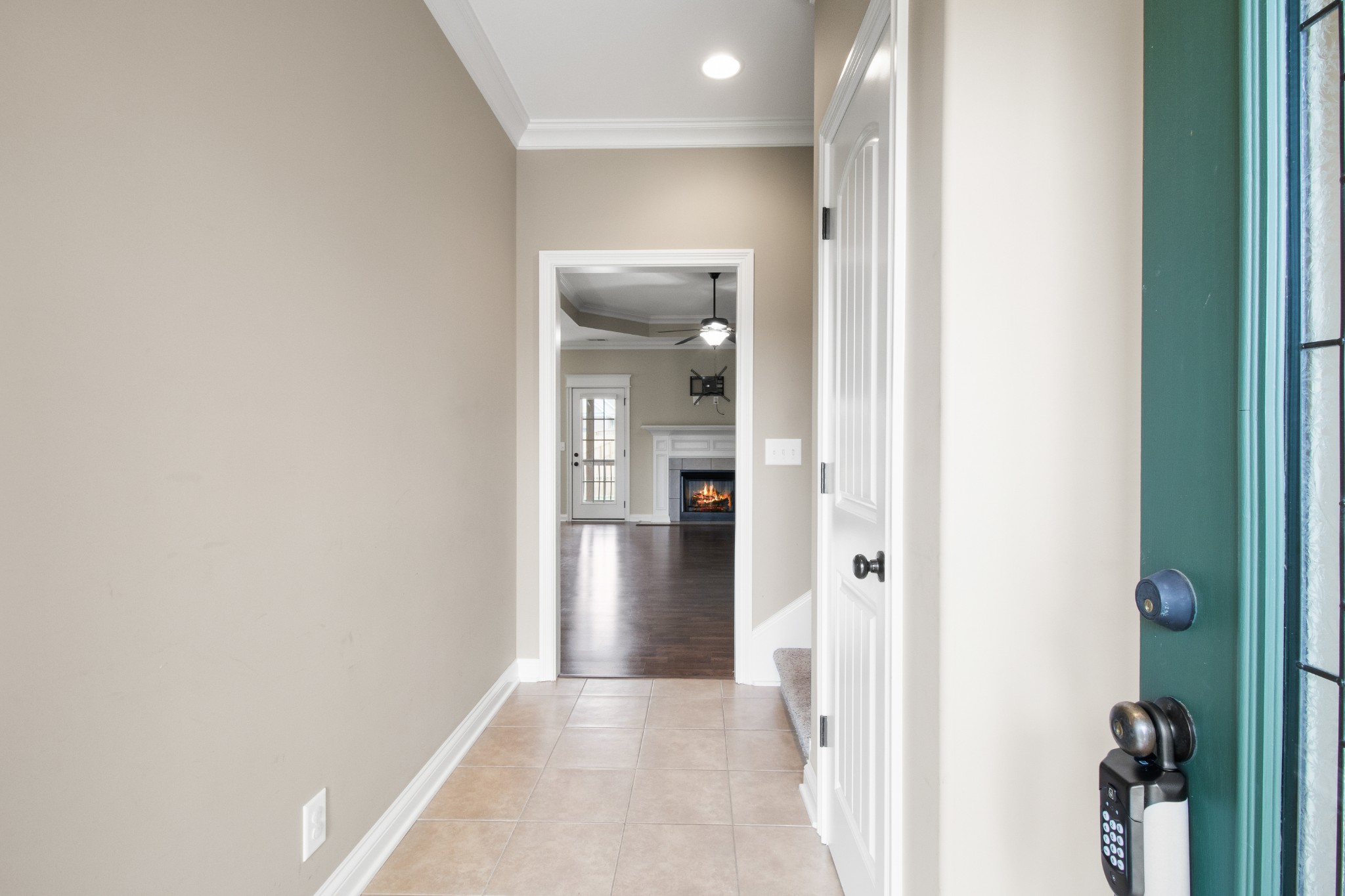 269 Bellshire Dr Property Photo 4