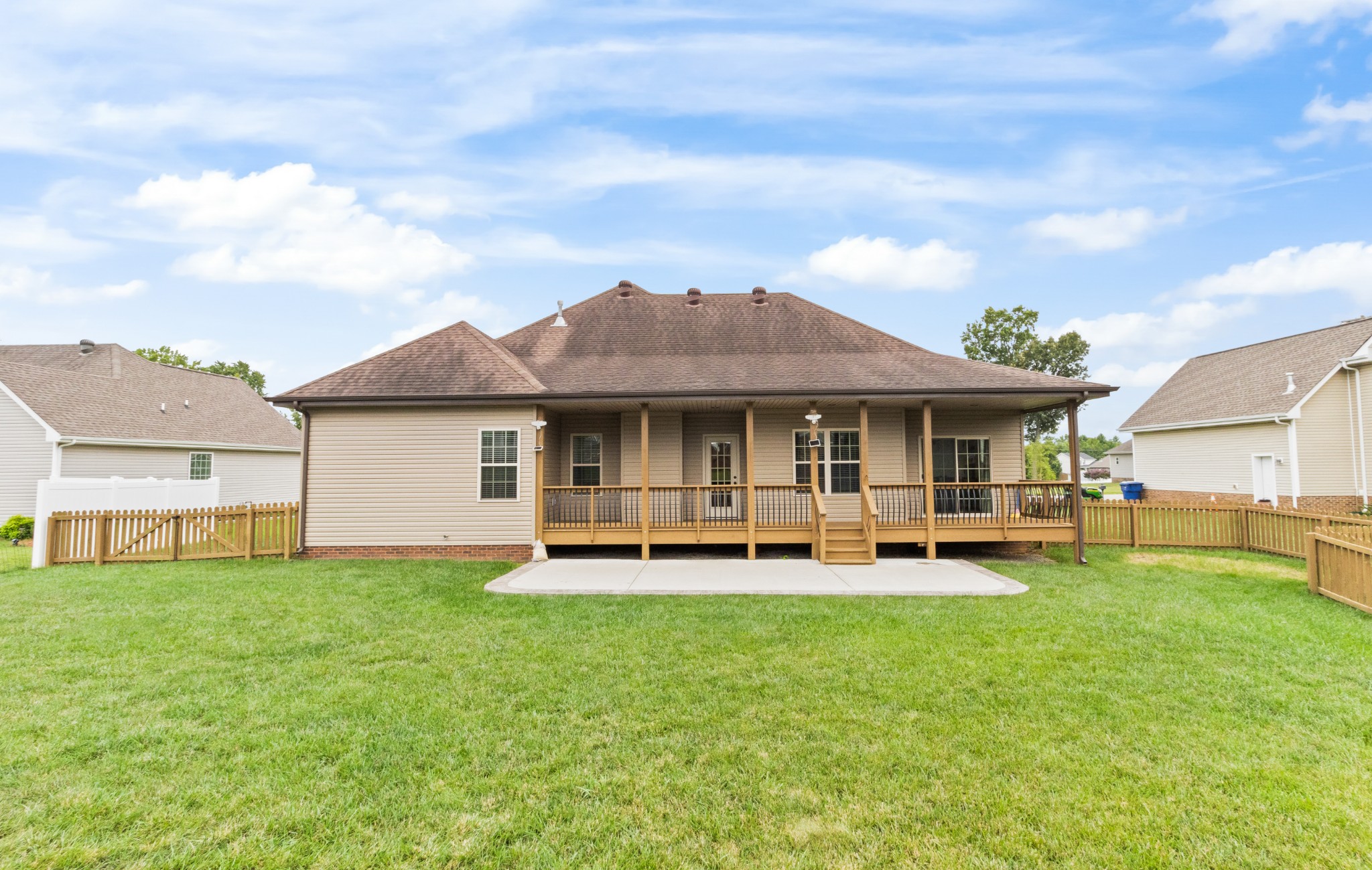 269 Bellshire Dr Property Photo 35