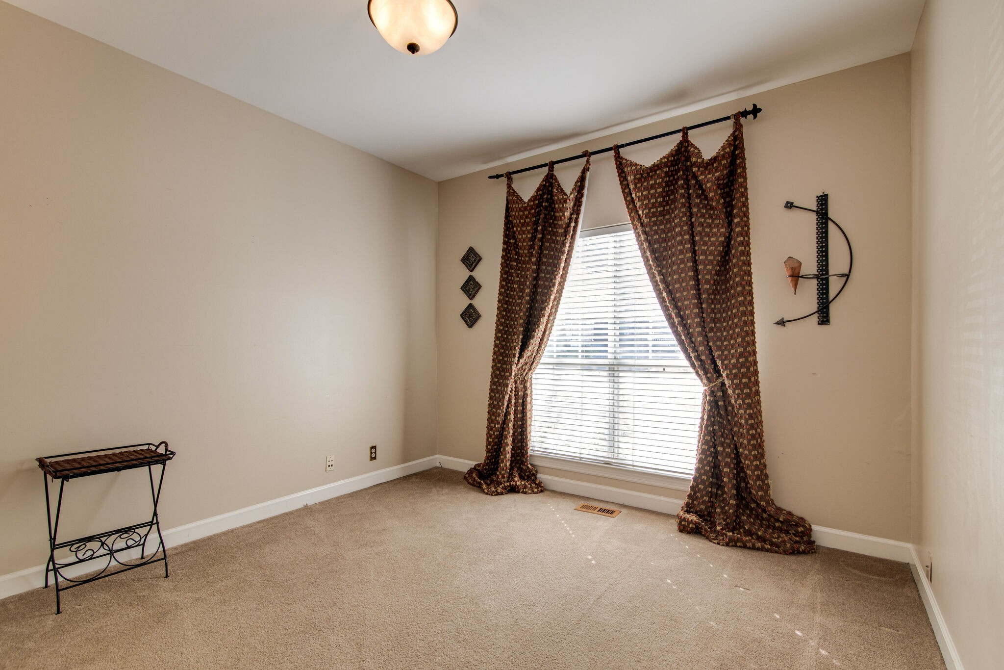 49 Nickleby Down Property Photo 17