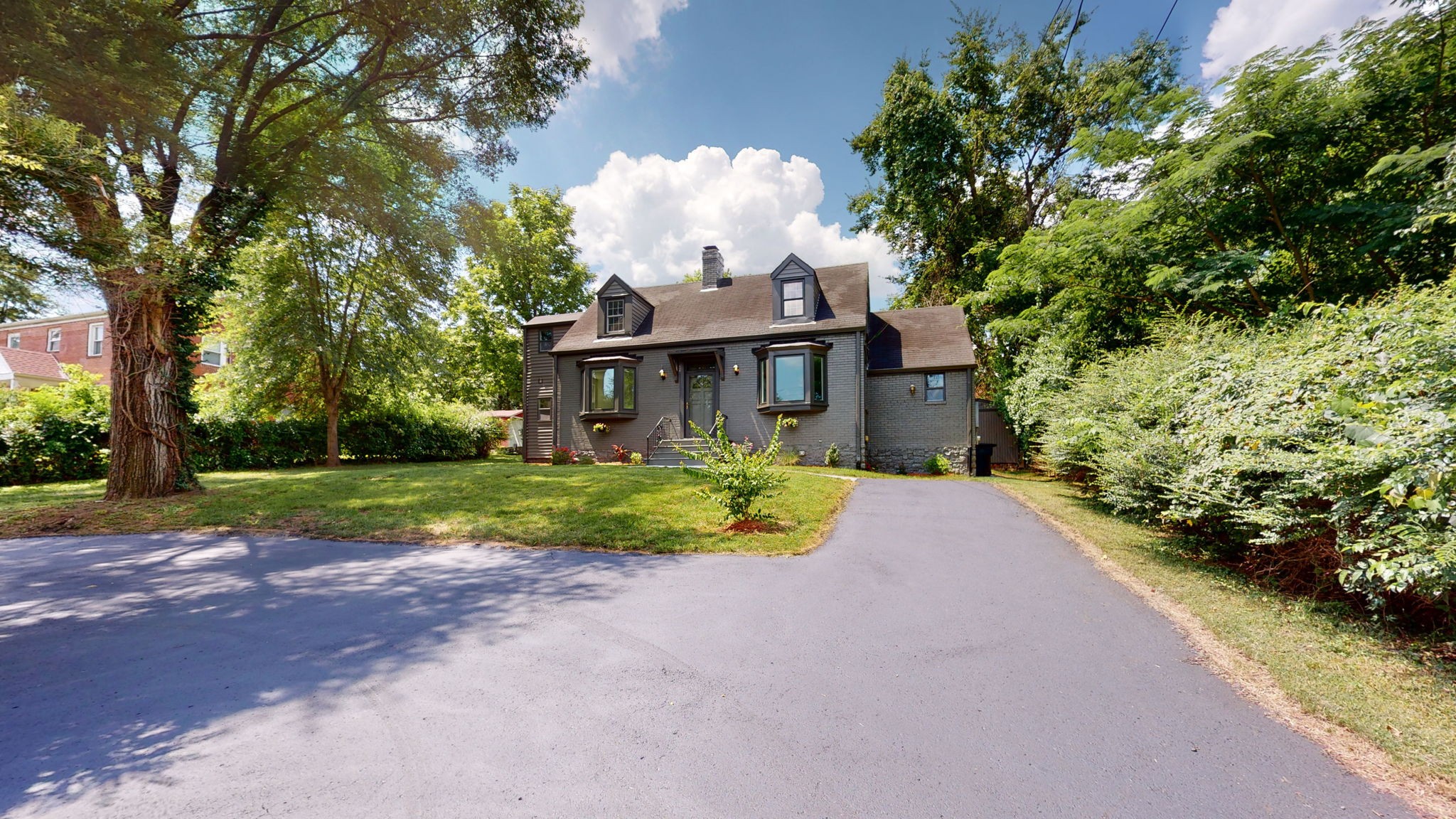 1506 Golf St Property Photo 2
