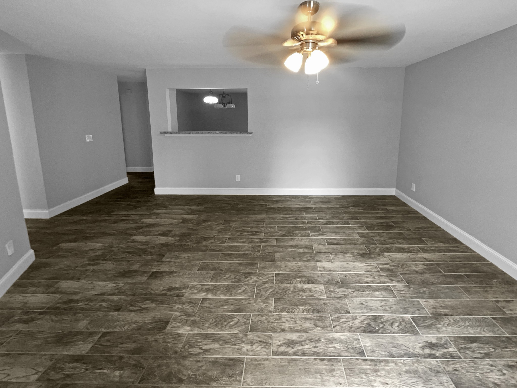 1114 Forestwood Ct Property Photo 3