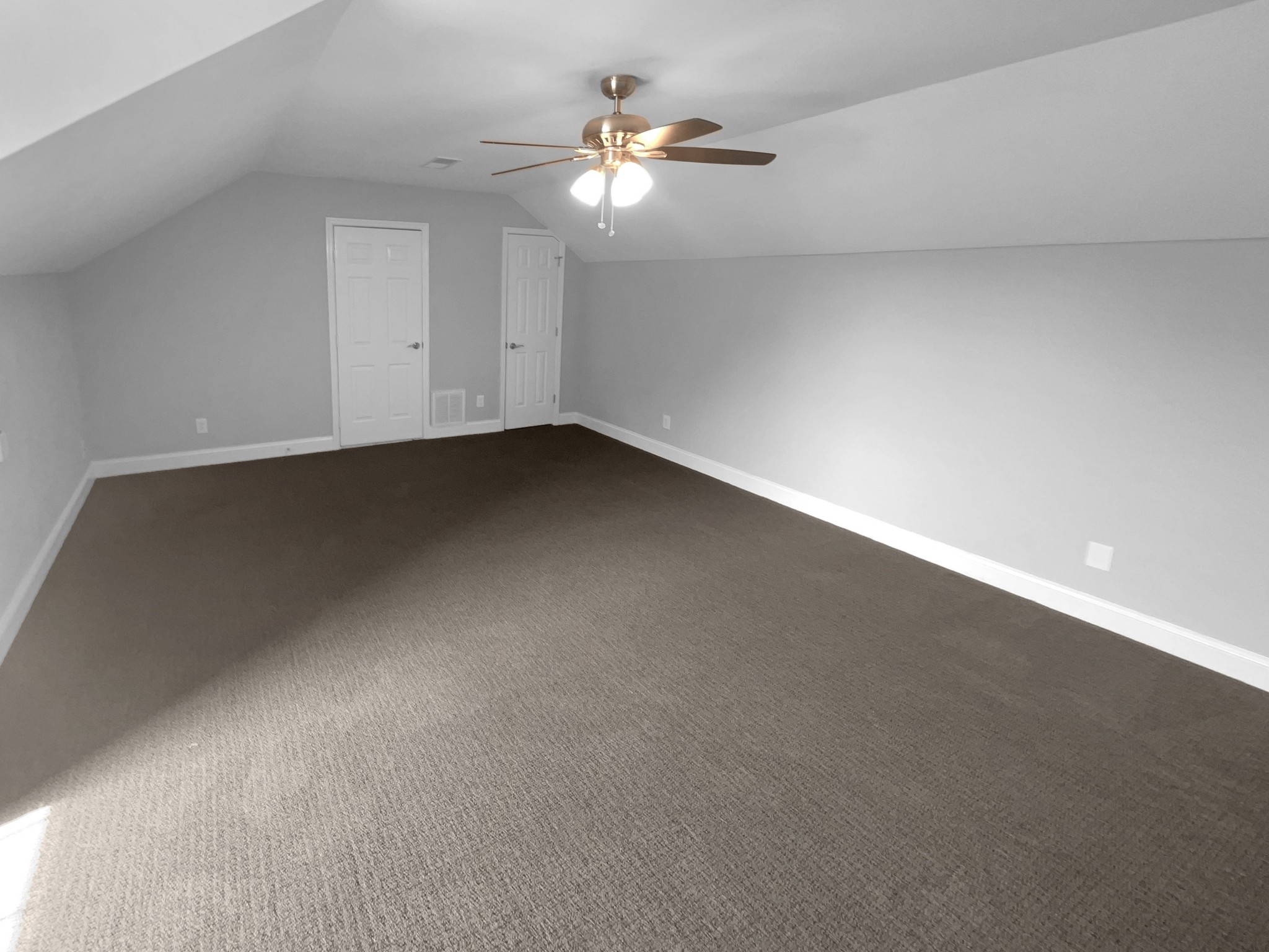 1114 Forestwood Ct Property Photo 11