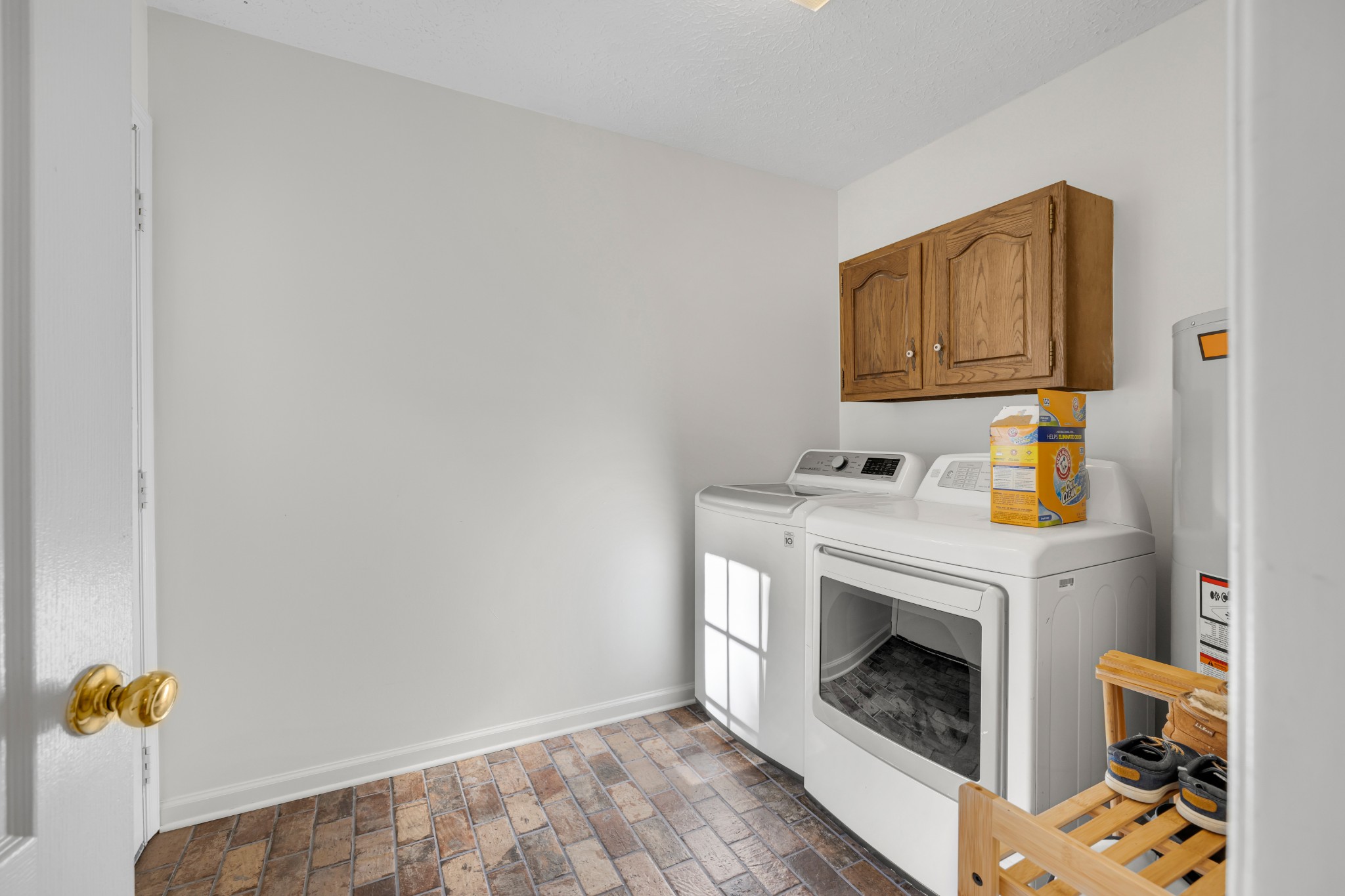 2711 Banks Ct Property Photo 24
