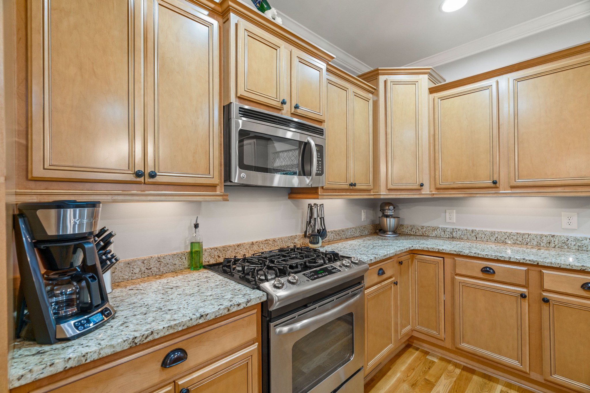 421 Highpoint Ter Property Photo 16