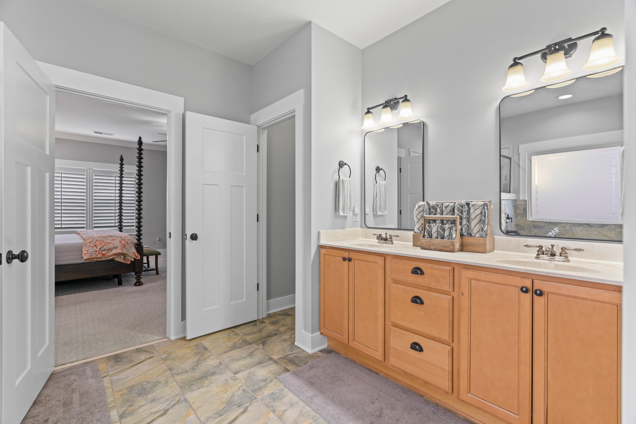 421 Highpoint Ter Property Photo 36