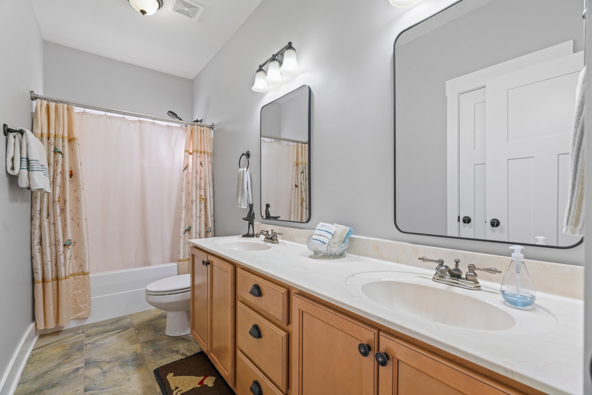 421 Highpoint Ter Property Photo 43