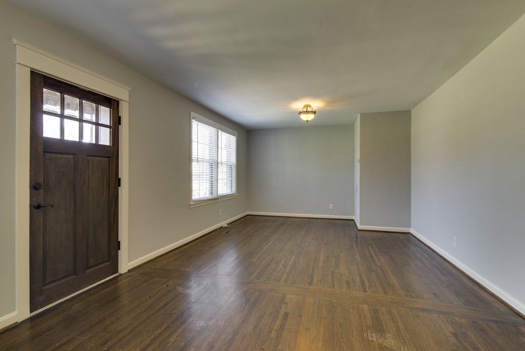 2031 Galbraith Dr Property Photo 6