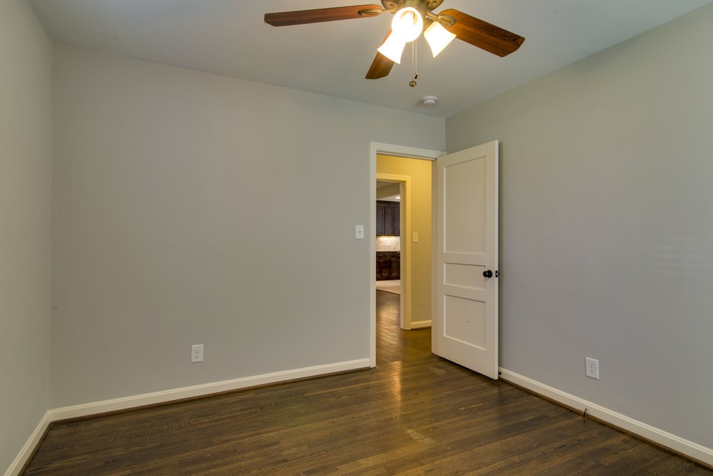 2031 Galbraith Dr Property Photo 17