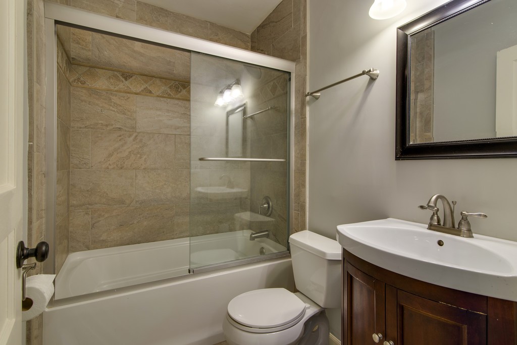 2031 Galbraith Dr Property Photo 25