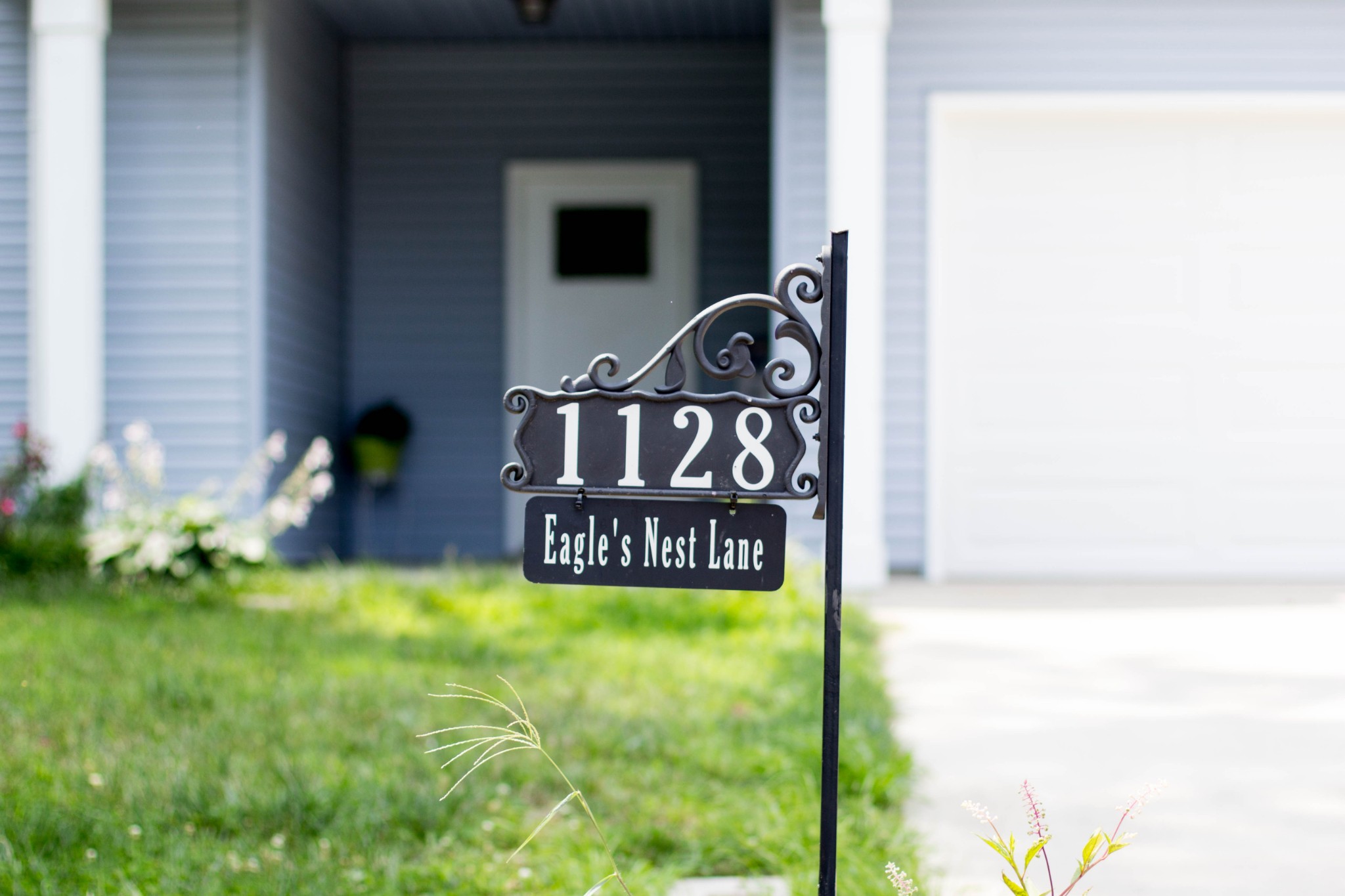 1128 Eagles Nest Ln Property Photo 2