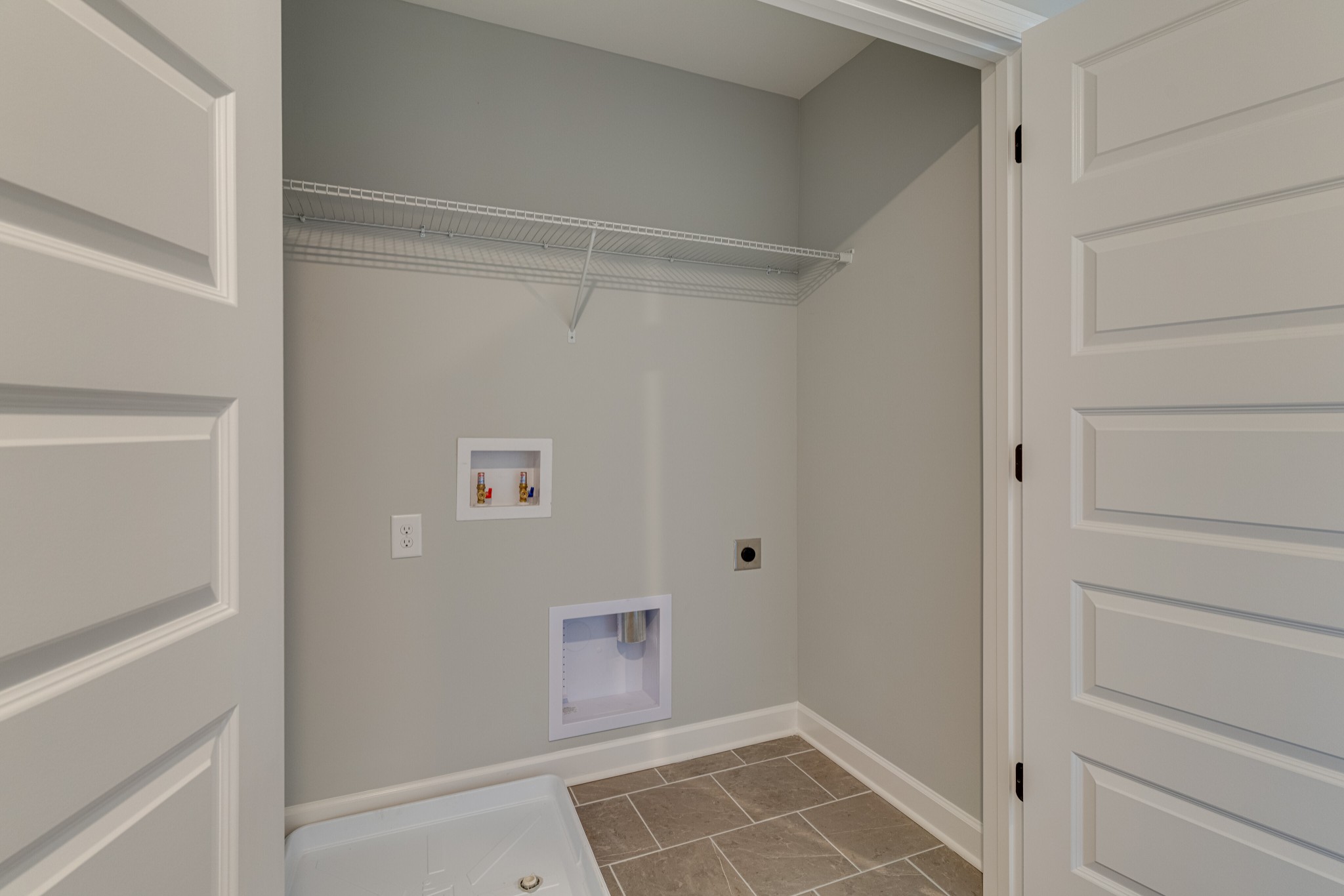 347 Twig Court Property Photo 14