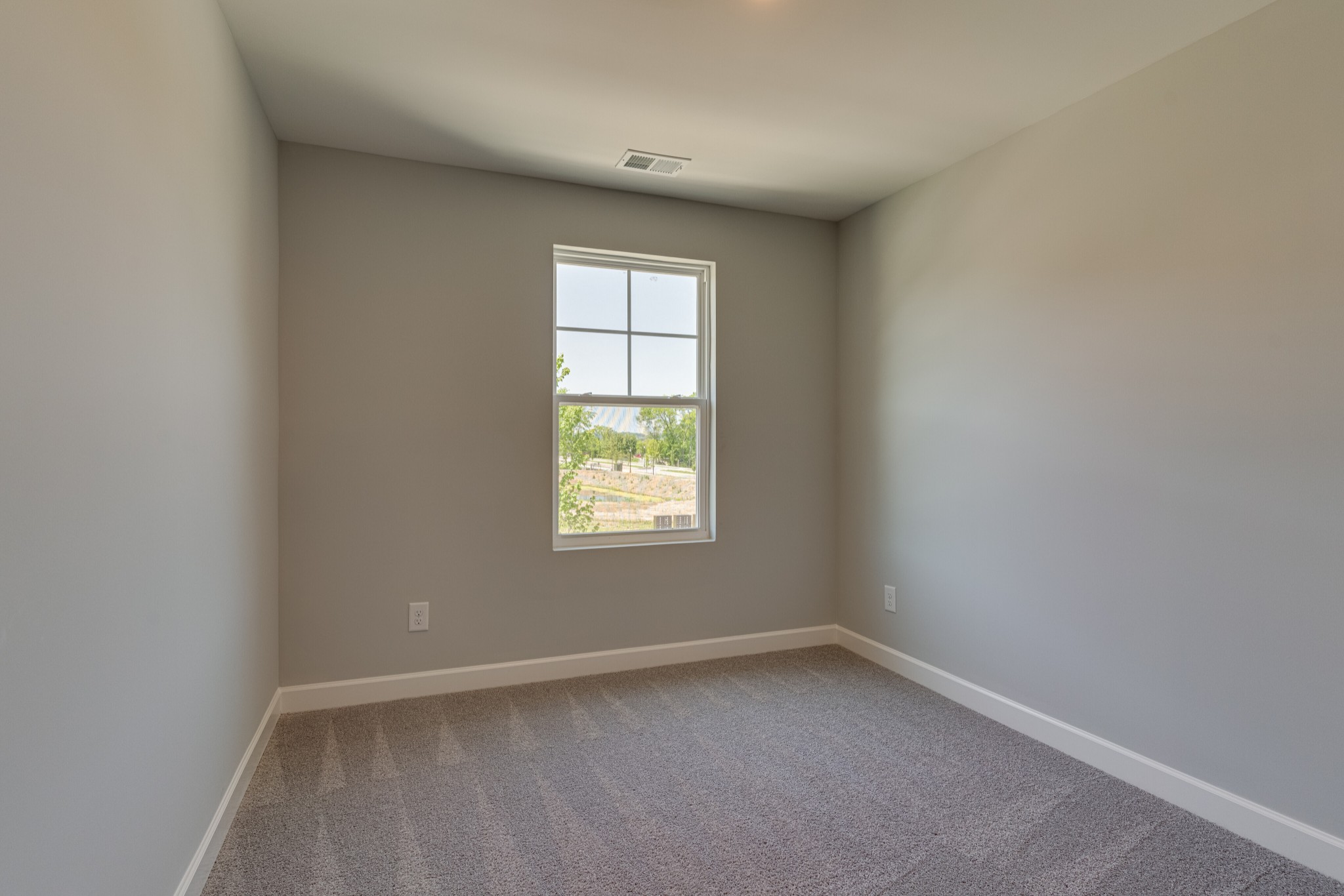 347 Twig Court Property Photo 24