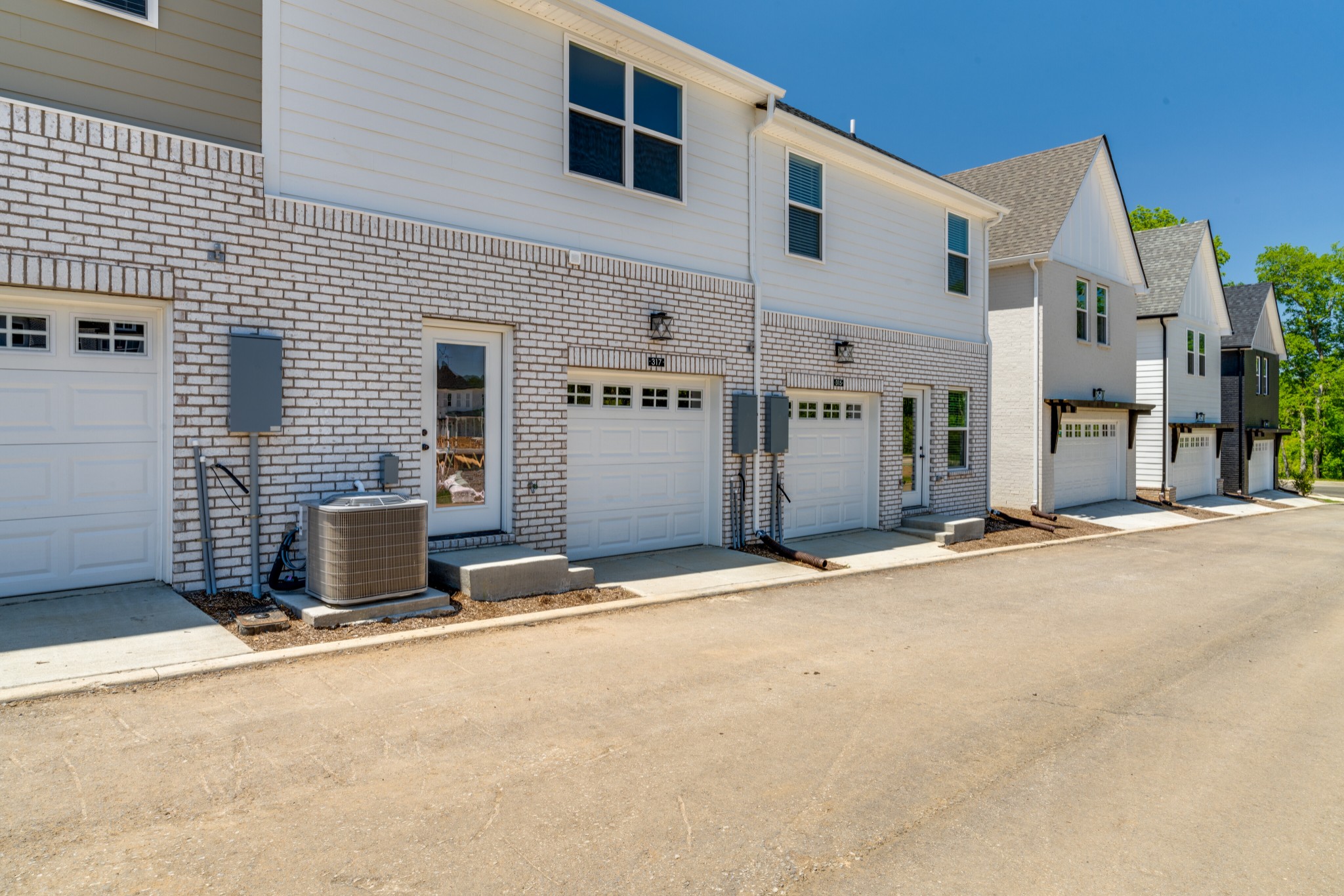 347 Twig Court Property Photo 27