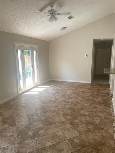 2363 Benay Rd Property Photo 8