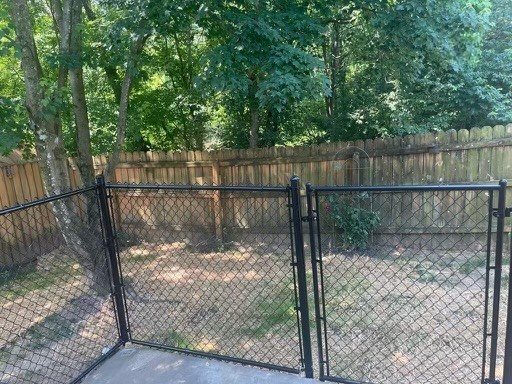 2363 Benay Rd Property Photo 12