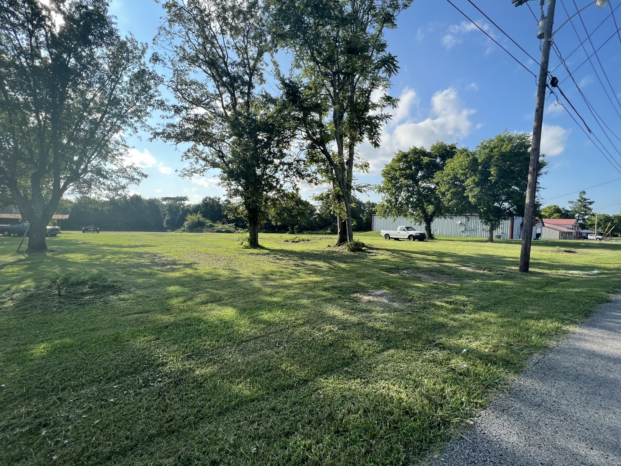 209 Anthony Ln Property Photo 1