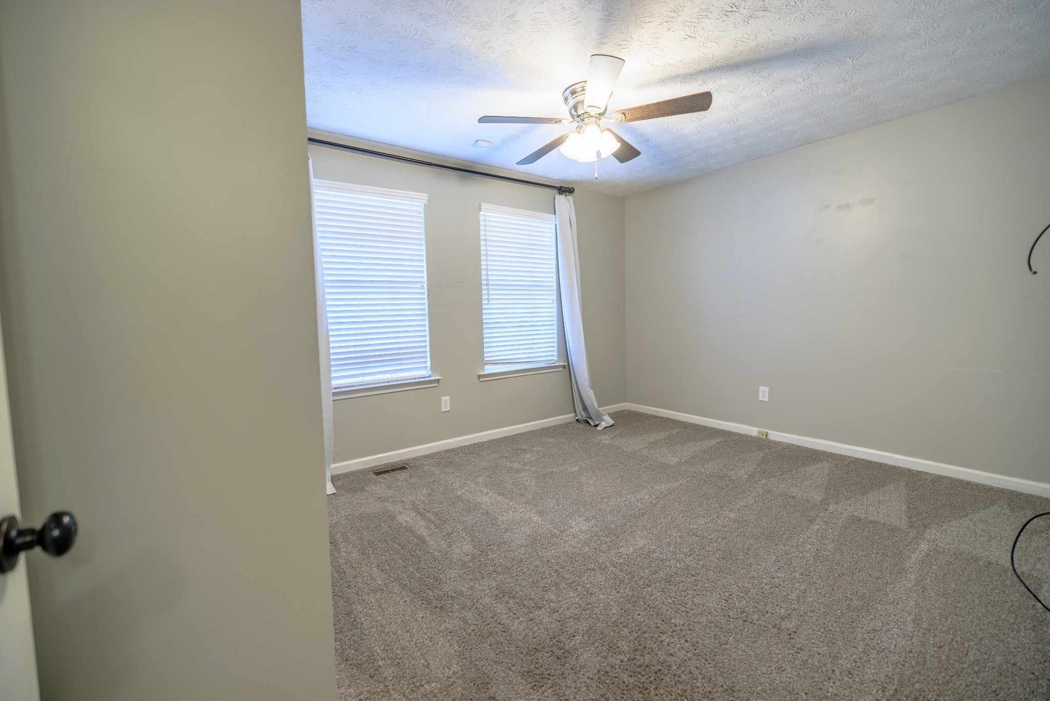 1707 Nassau Street Property Photo 8