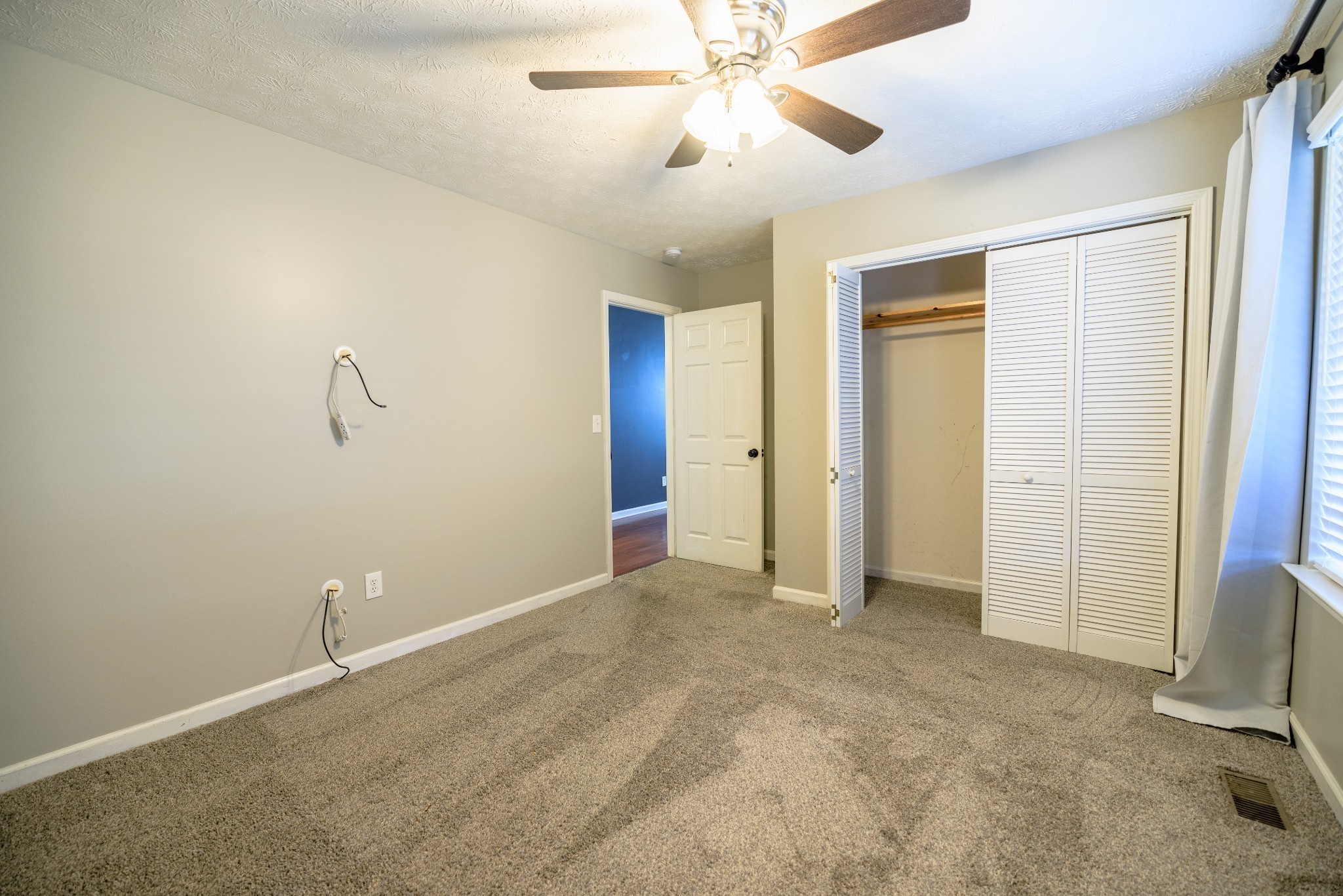 1707 Nassau Street Property Photo 9
