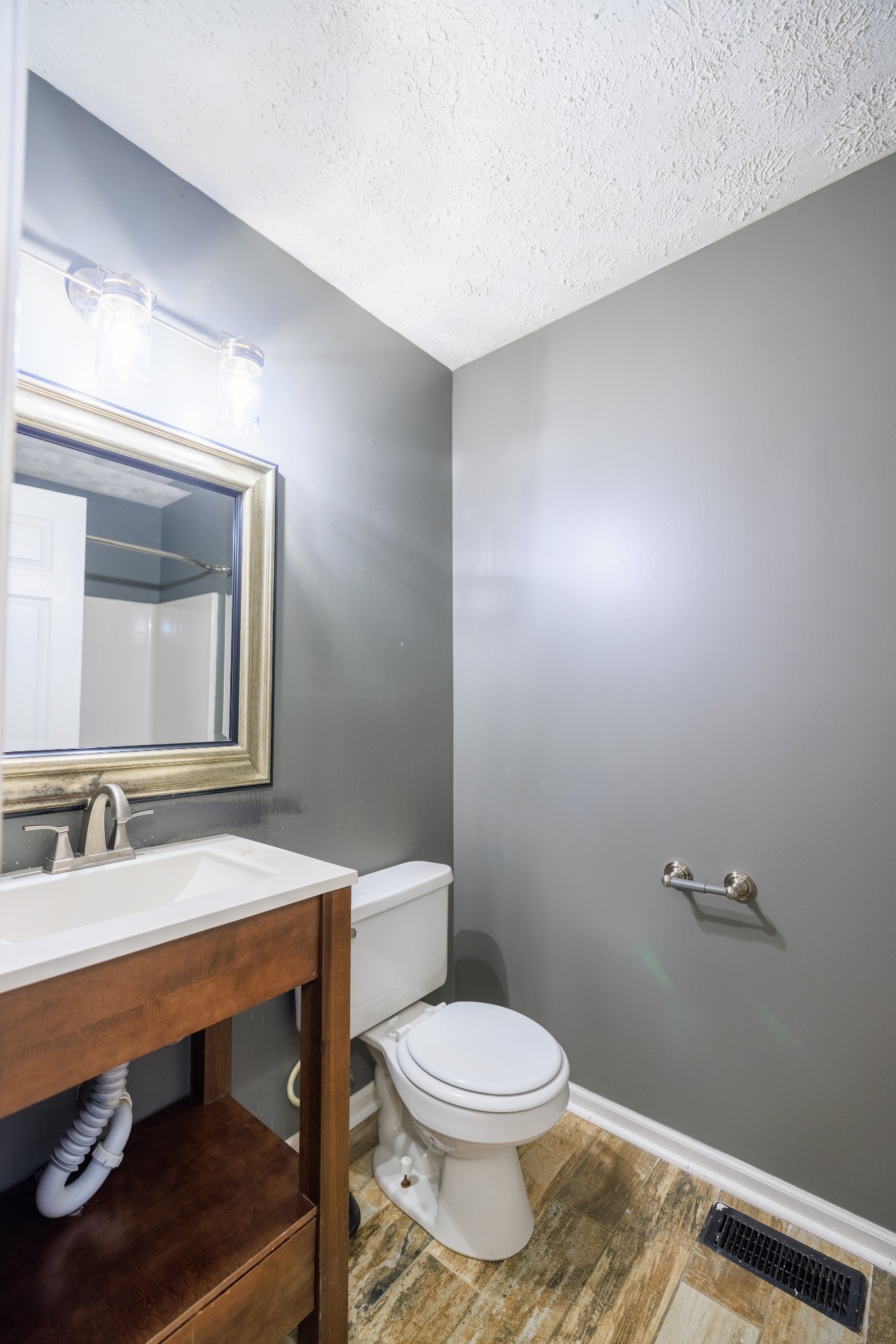1707 Nassau Street Property Photo 12