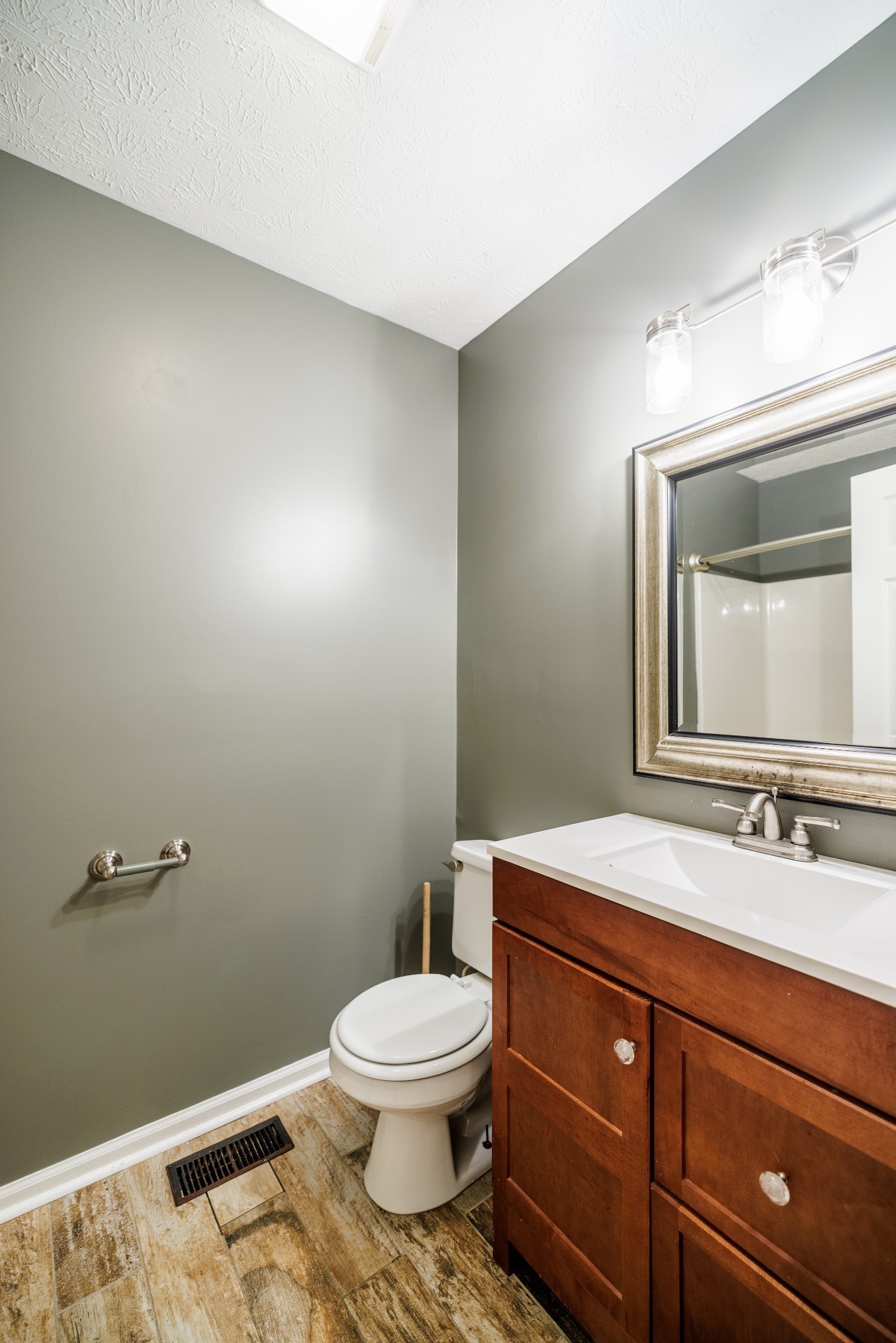 1707 Nassau Street Property Photo 16