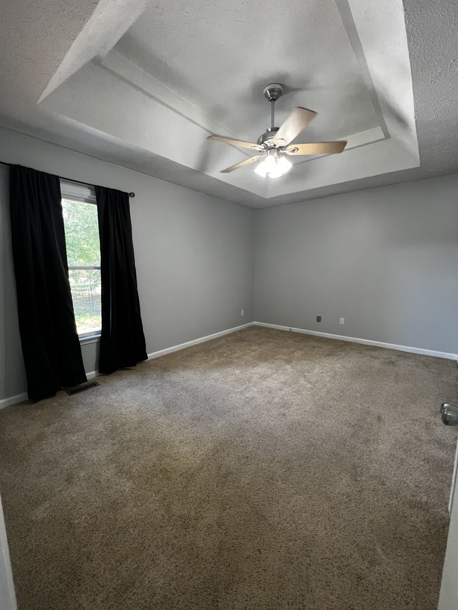 993 Merritt Lewis Ln Property Photo 8