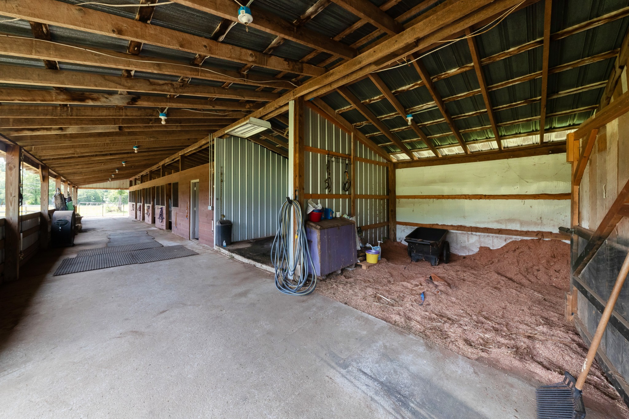 1432 Simmons Bluff Rd Property Photo 25