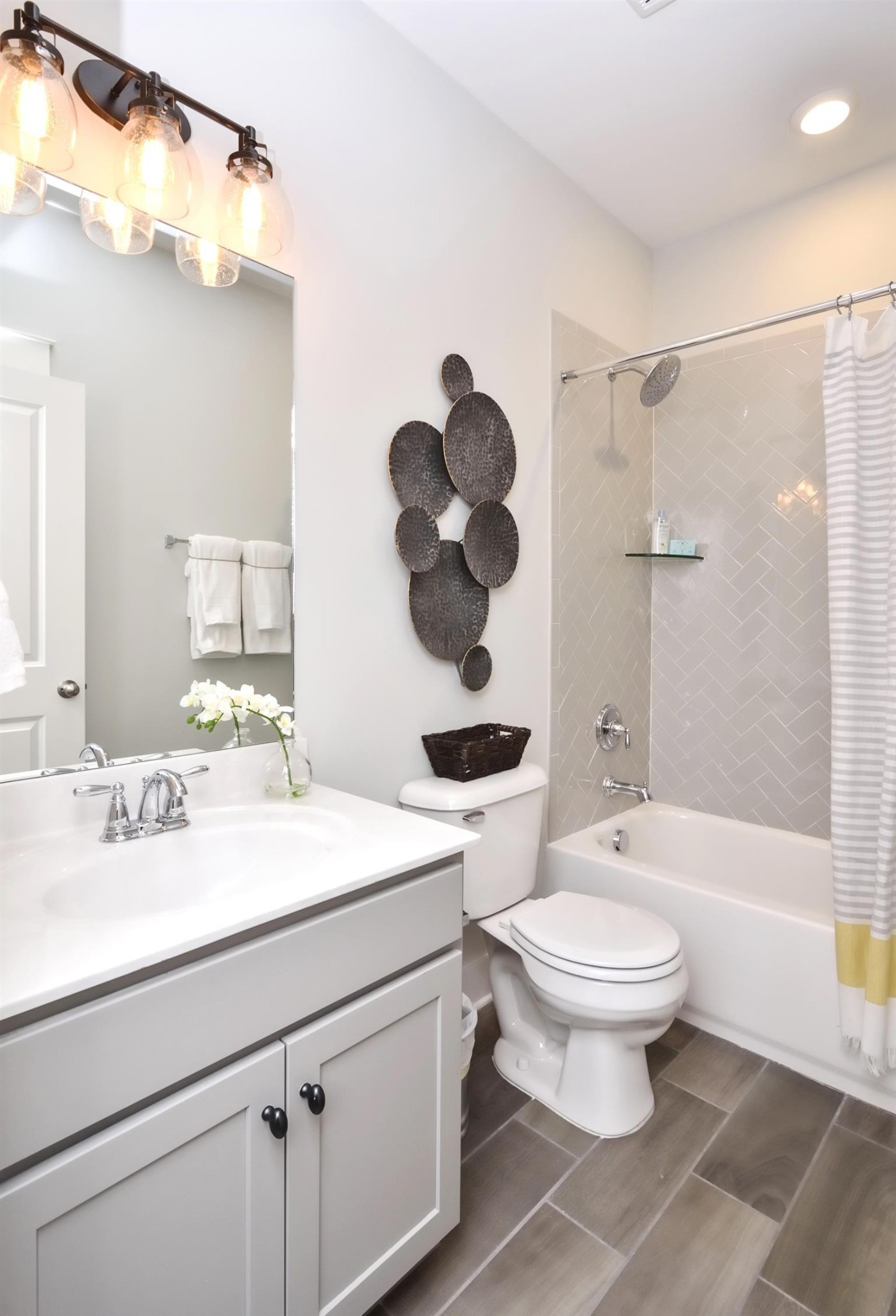 64 Van Conder Place Property Photo 18