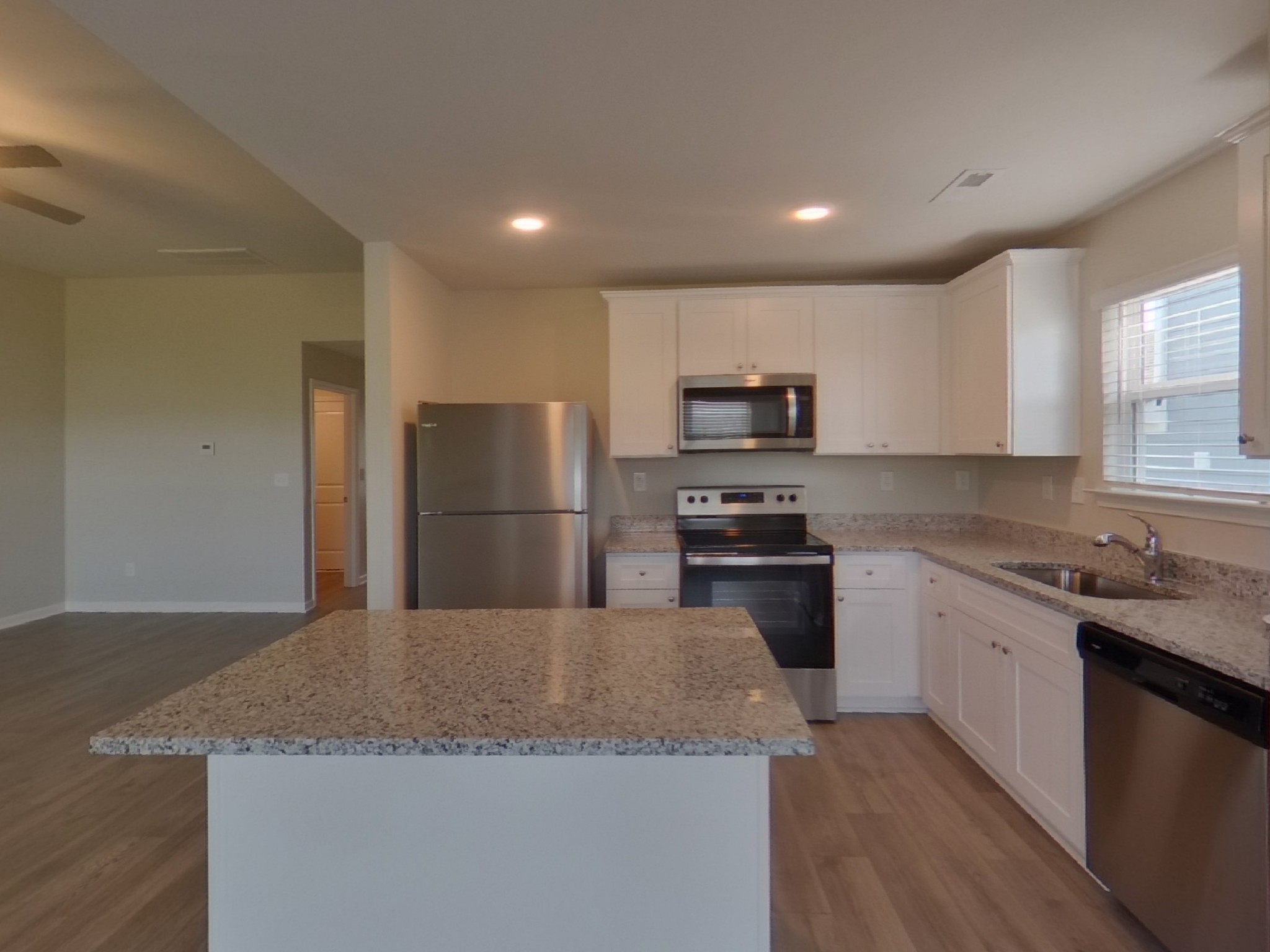 114 Harvest Cir Property Photo 4