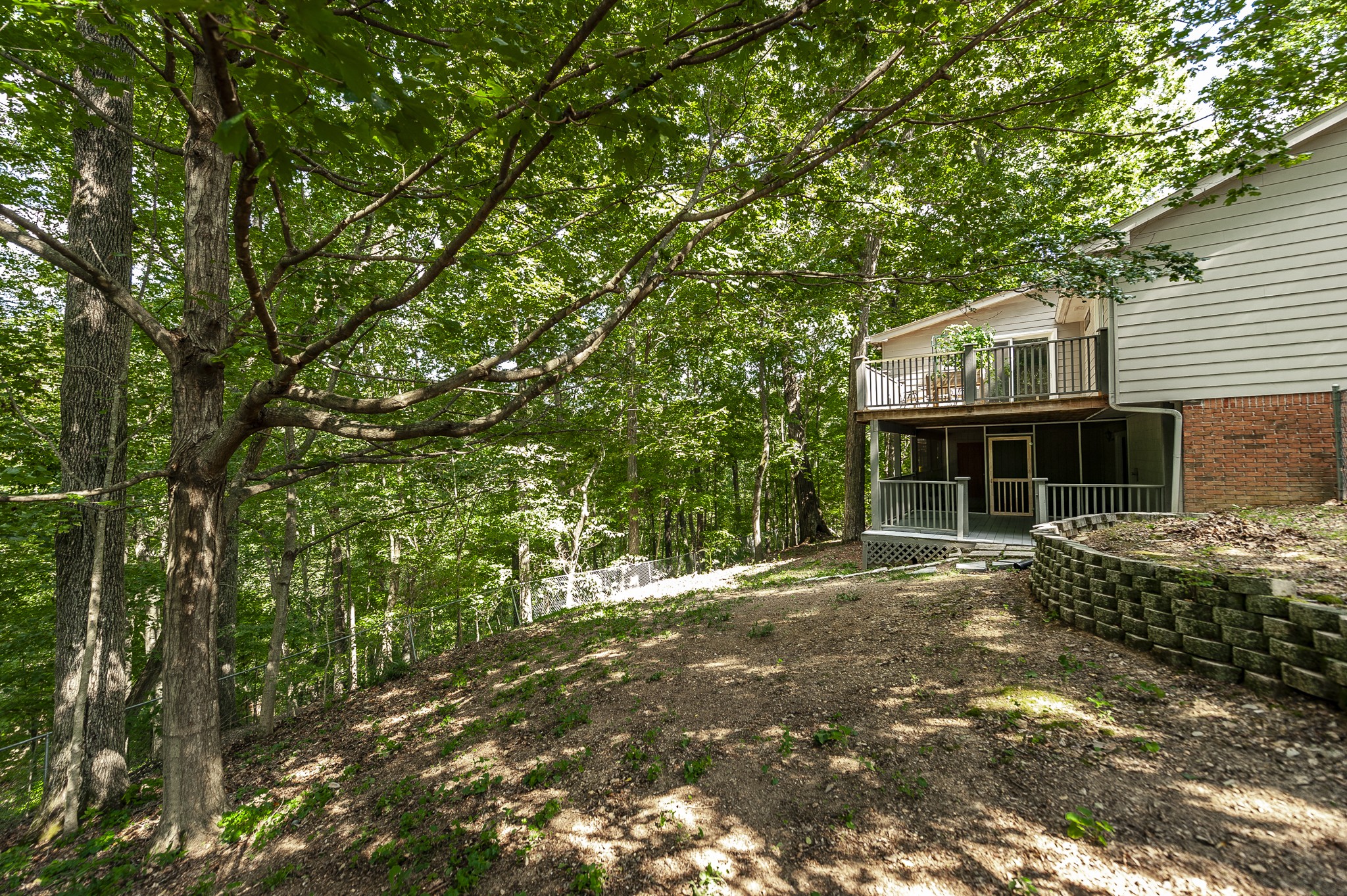 1065 Hilltop Rd Property Photo 14