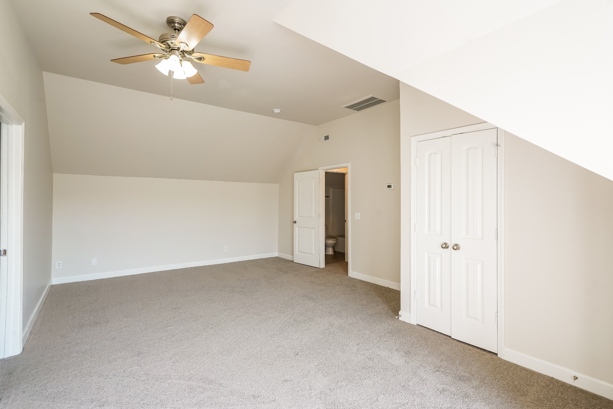 1351 Lone Oak Rd Property Photo 8