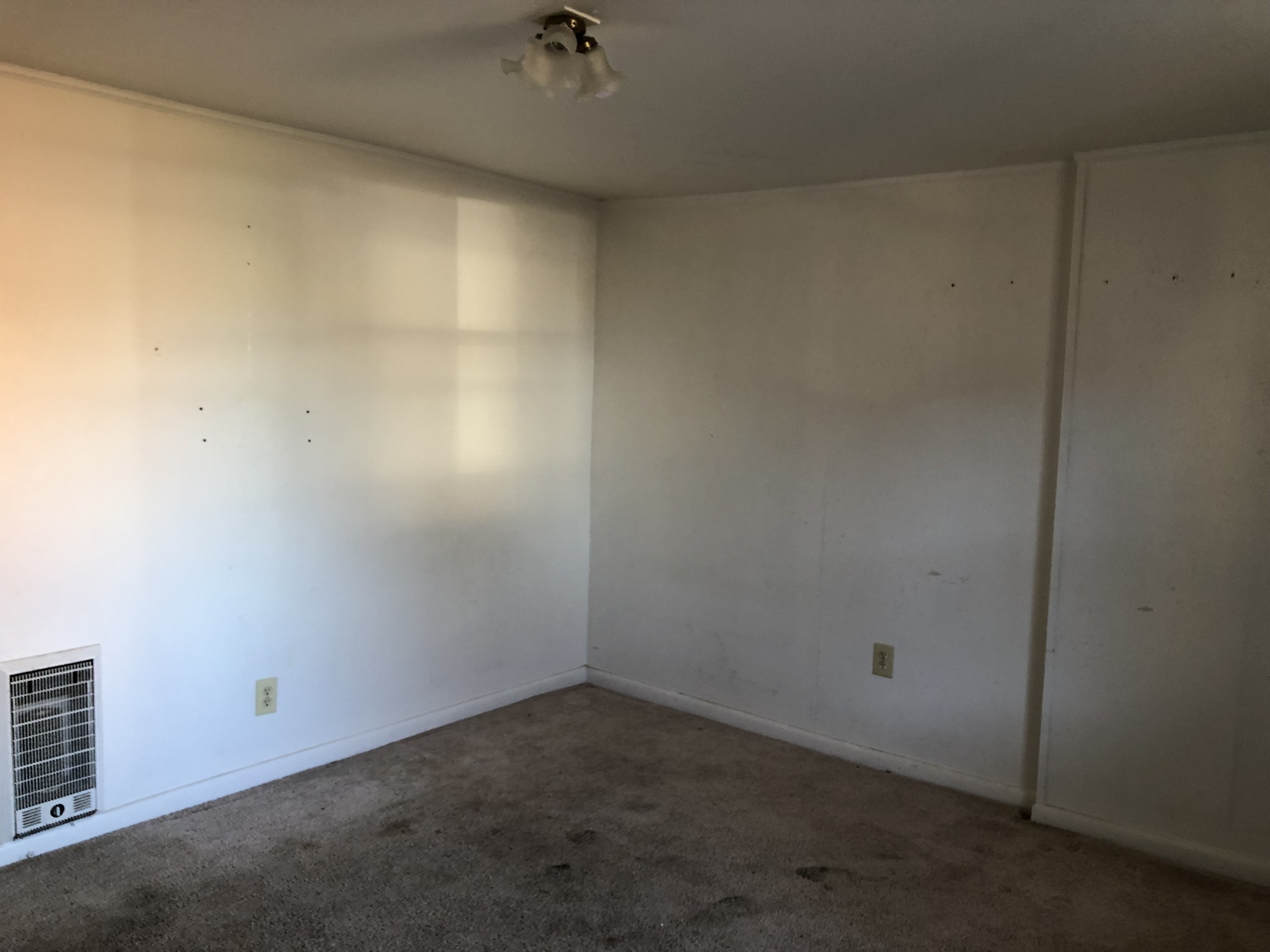 105 3rd Ave Property Photo 12