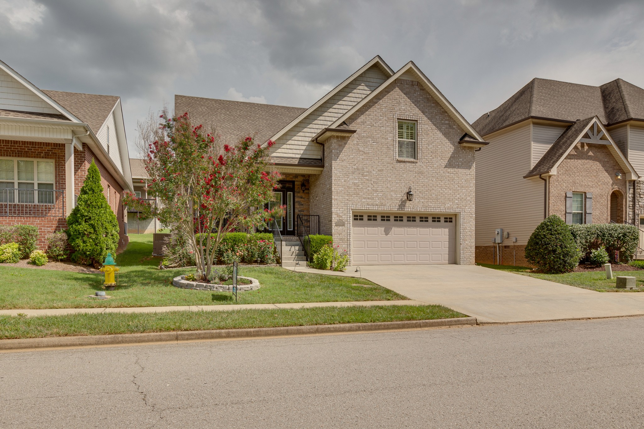 258 Turnberry Cir Property Photo 3