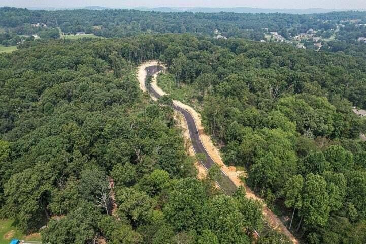 2 Larkspur Tr Property Photo 15