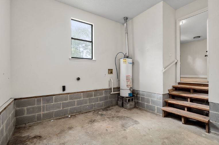 98 Davis St Property Photo 26