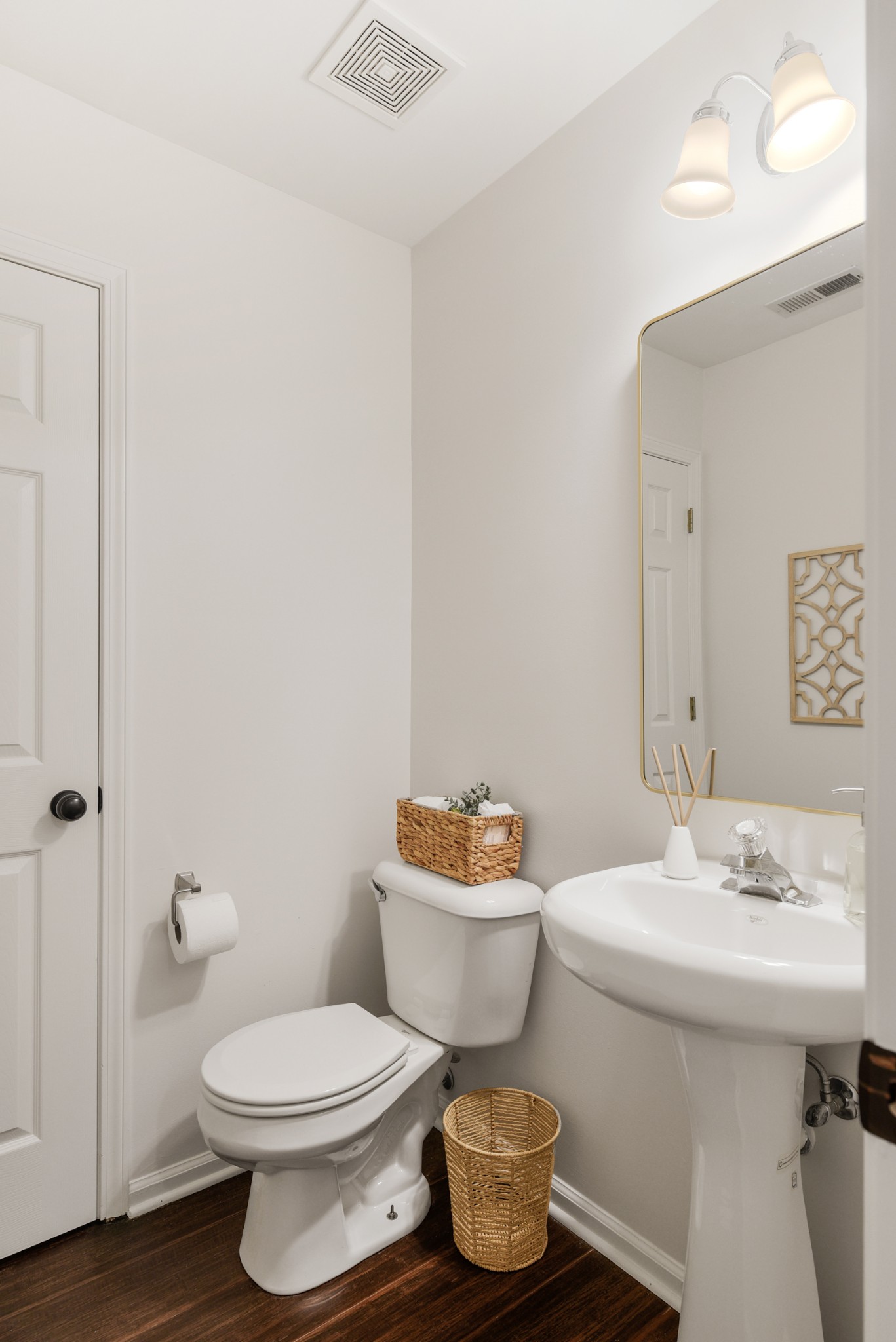 7111 Lenox Village Dr Property Photo 17