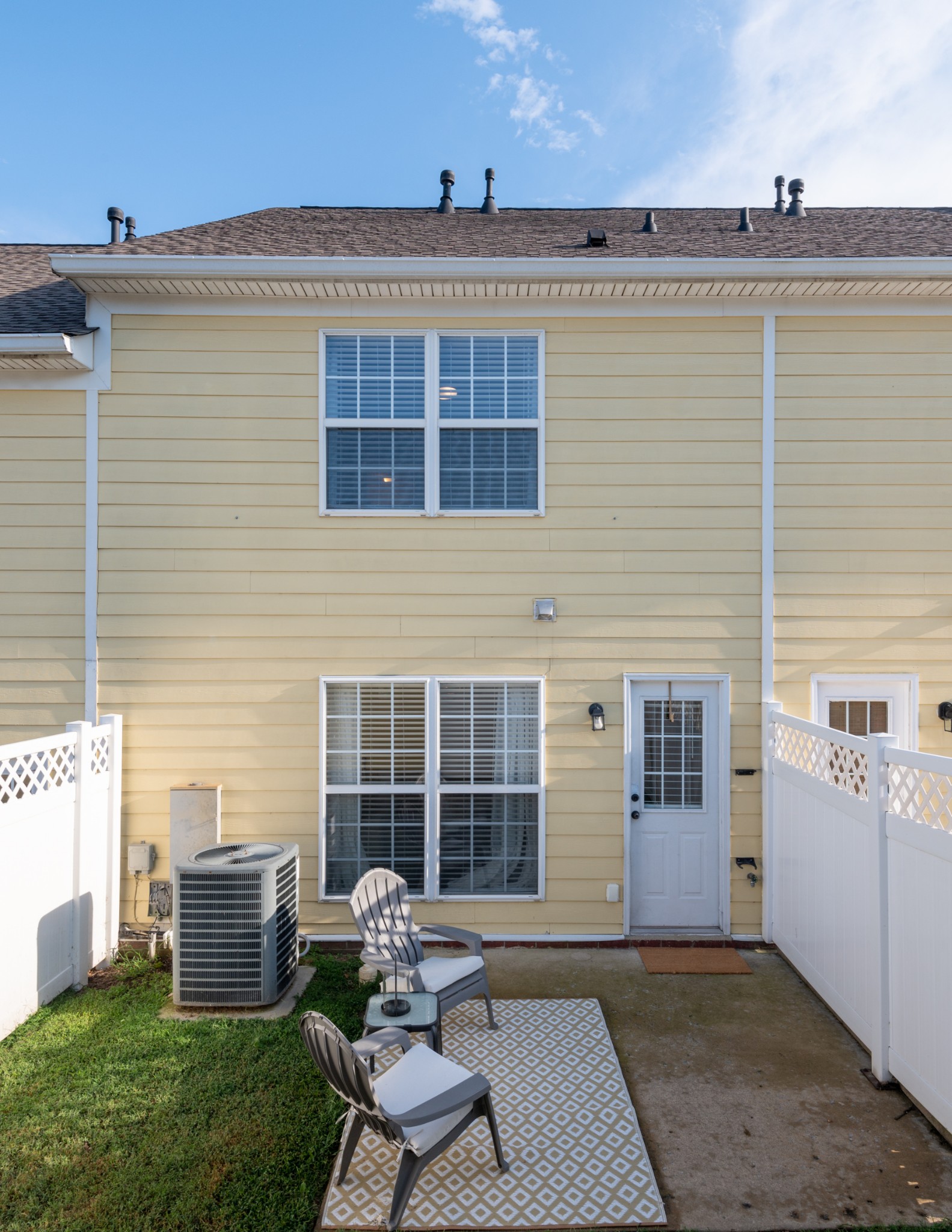 7111 Lenox Village Dr Property Photo 28
