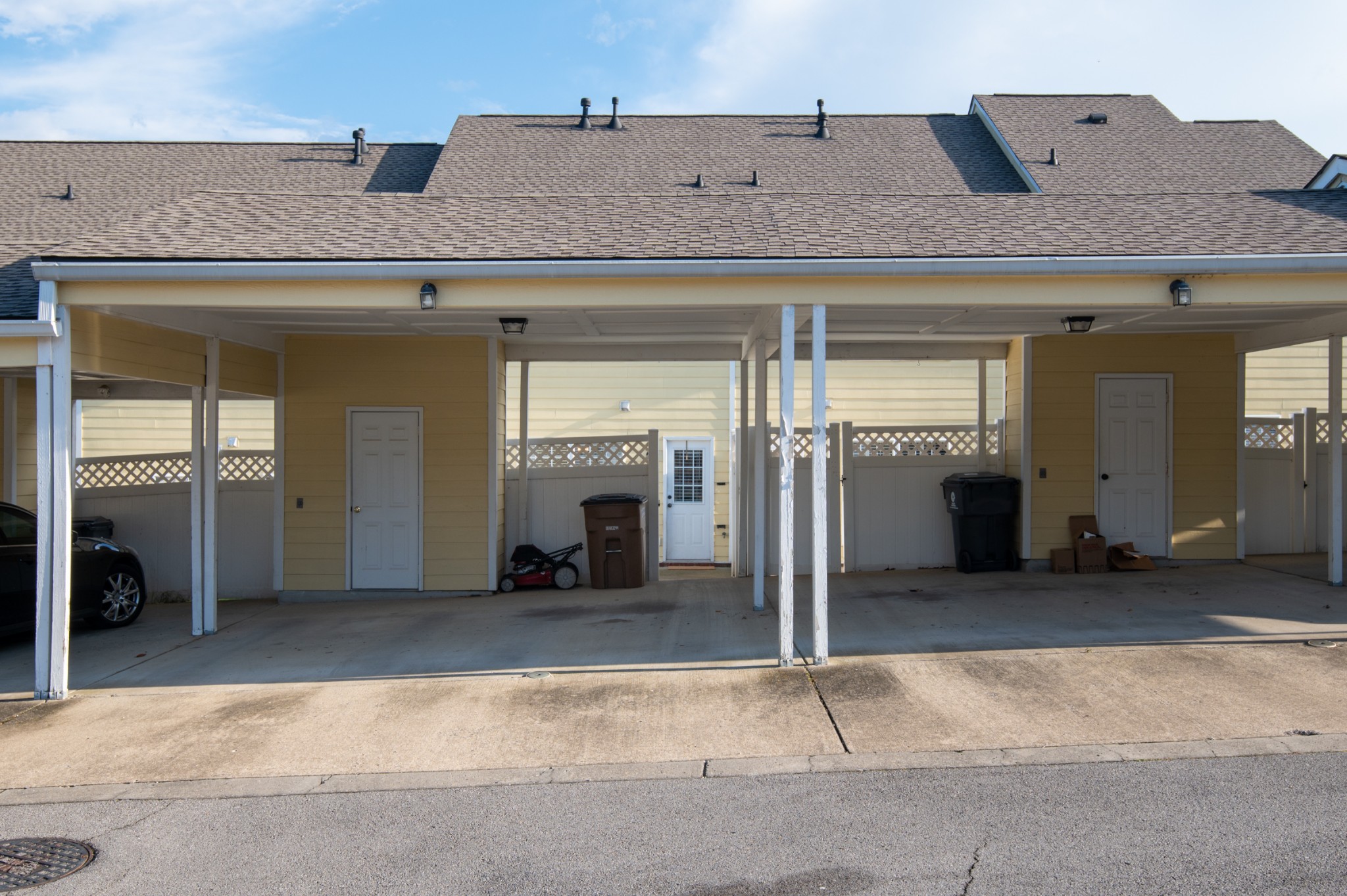 7111 Lenox Village Dr Property Photo 30