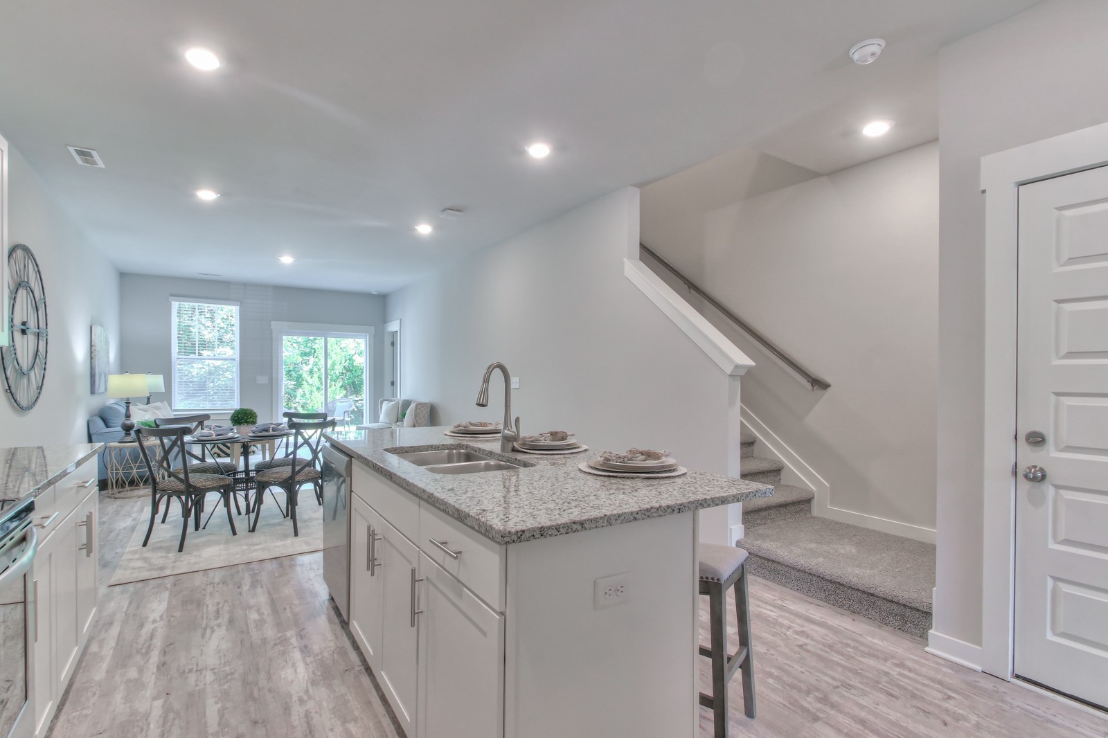 4218 Aragorn Way Property Photo 6