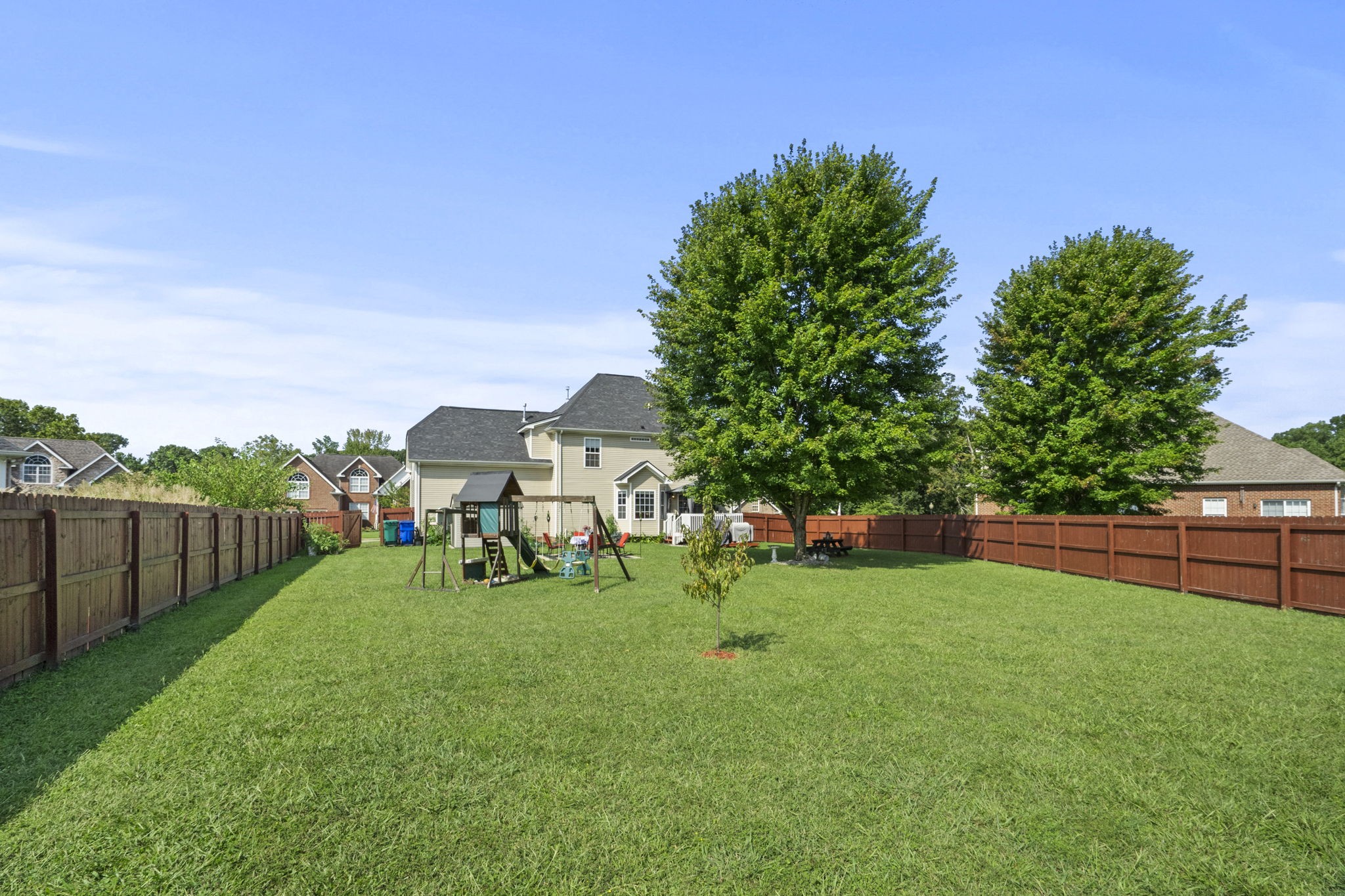 305 Landons Cir Property Photo 28