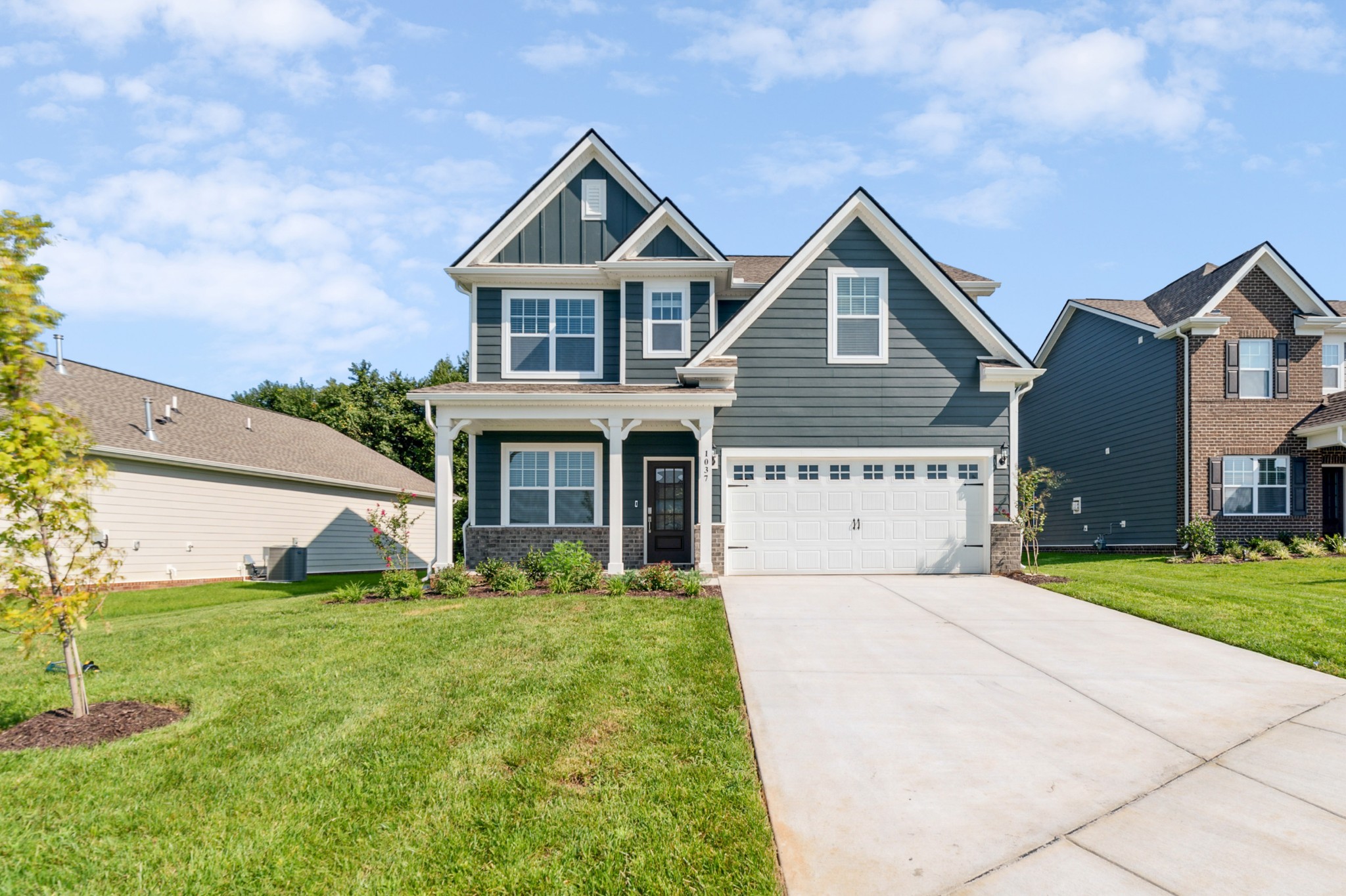 1037 Ewell Farm Cir Property Photo 1