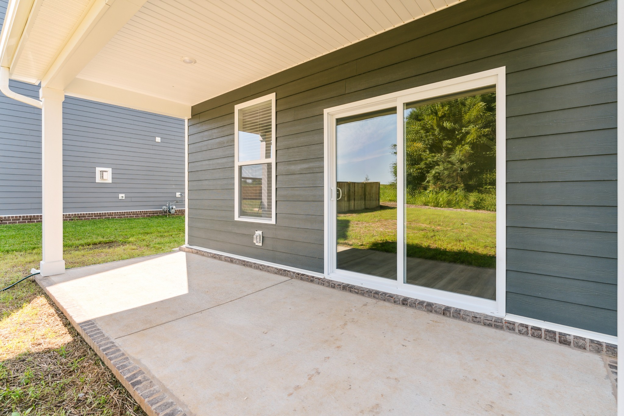 1037 Ewell Farm Cir Property Photo 22