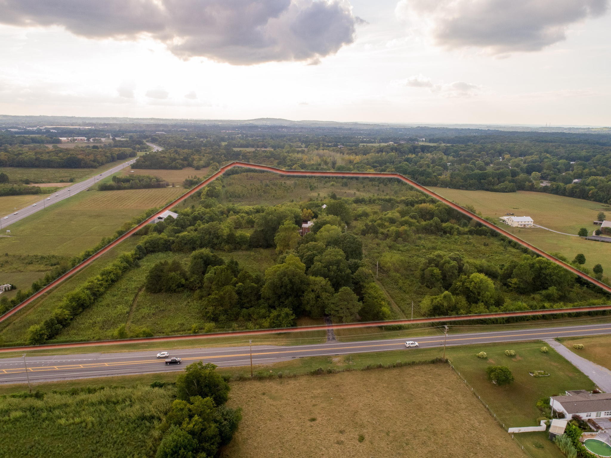 2070 Hunters Point Pike Property Photo 3