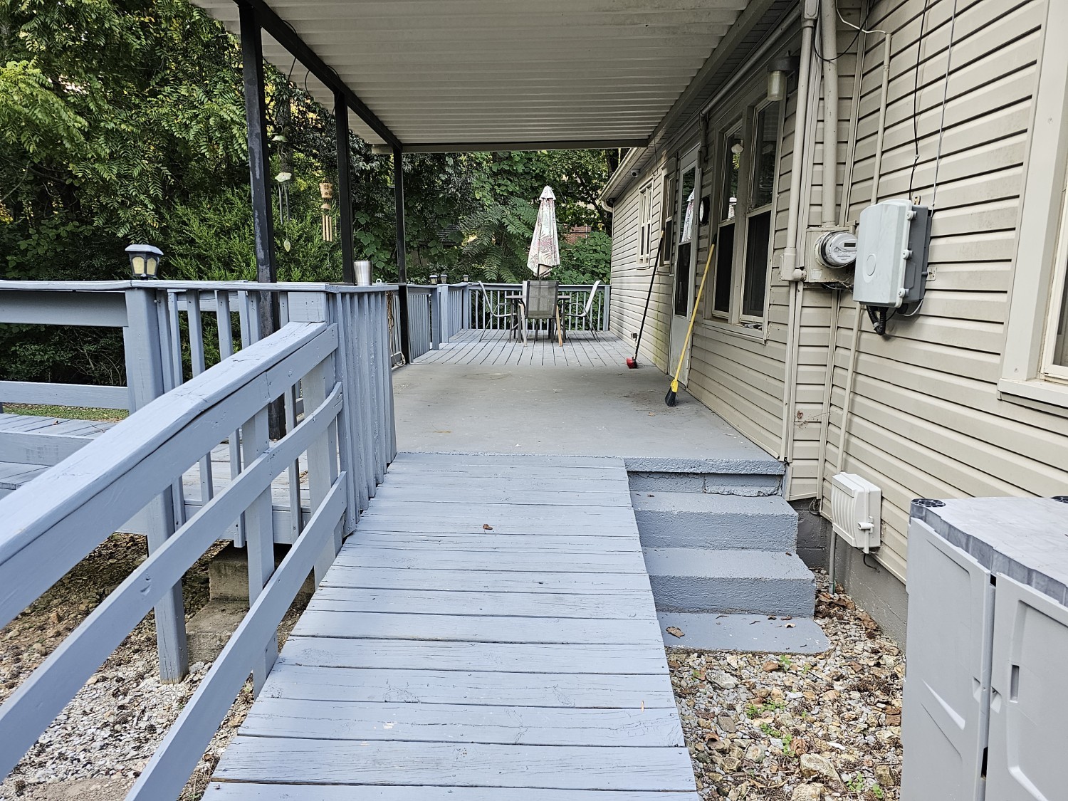 966 Swift Dr Property Photo 18