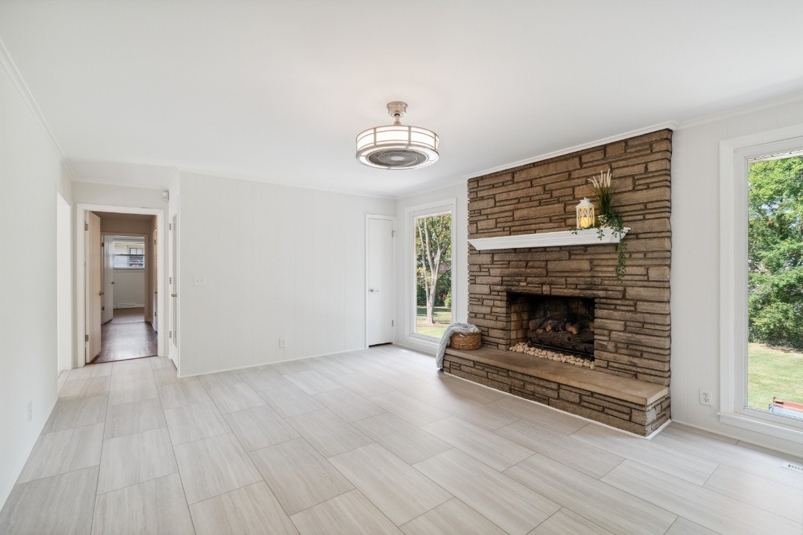 2026 Hickory Hill Ln Property Photo 14