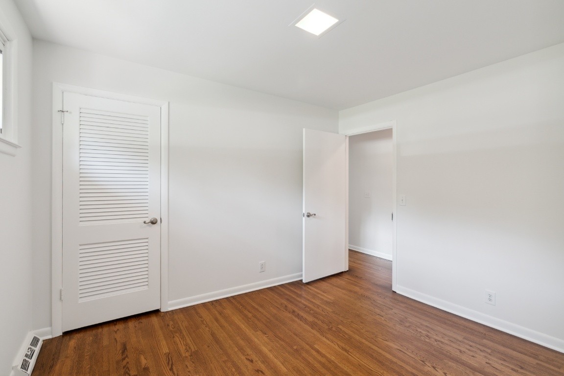 2026 Hickory Hill Ln Property Photo 20