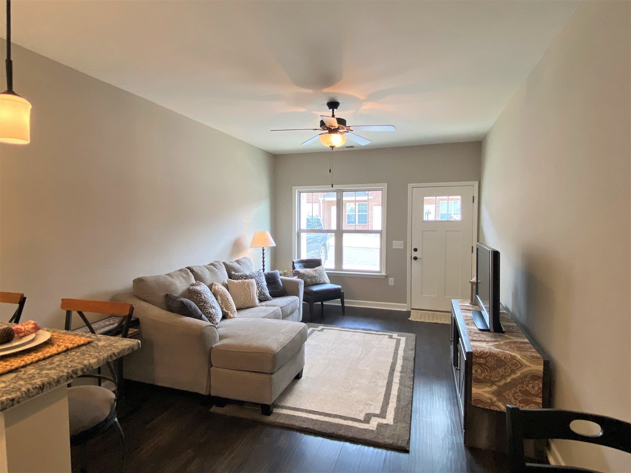 1002 Villa Cir Property Photo 6