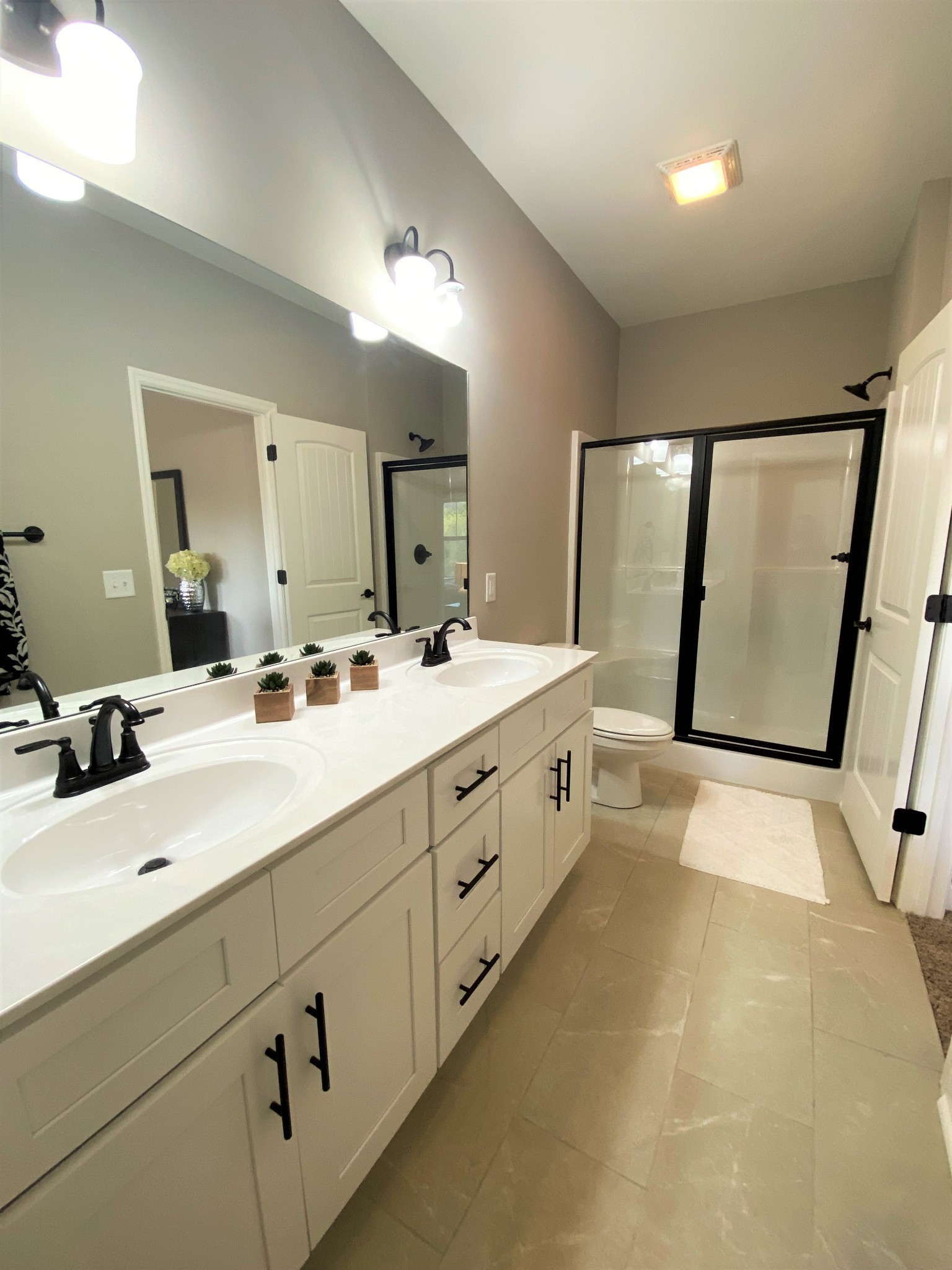 1002 Villa Cir Property Photo 9