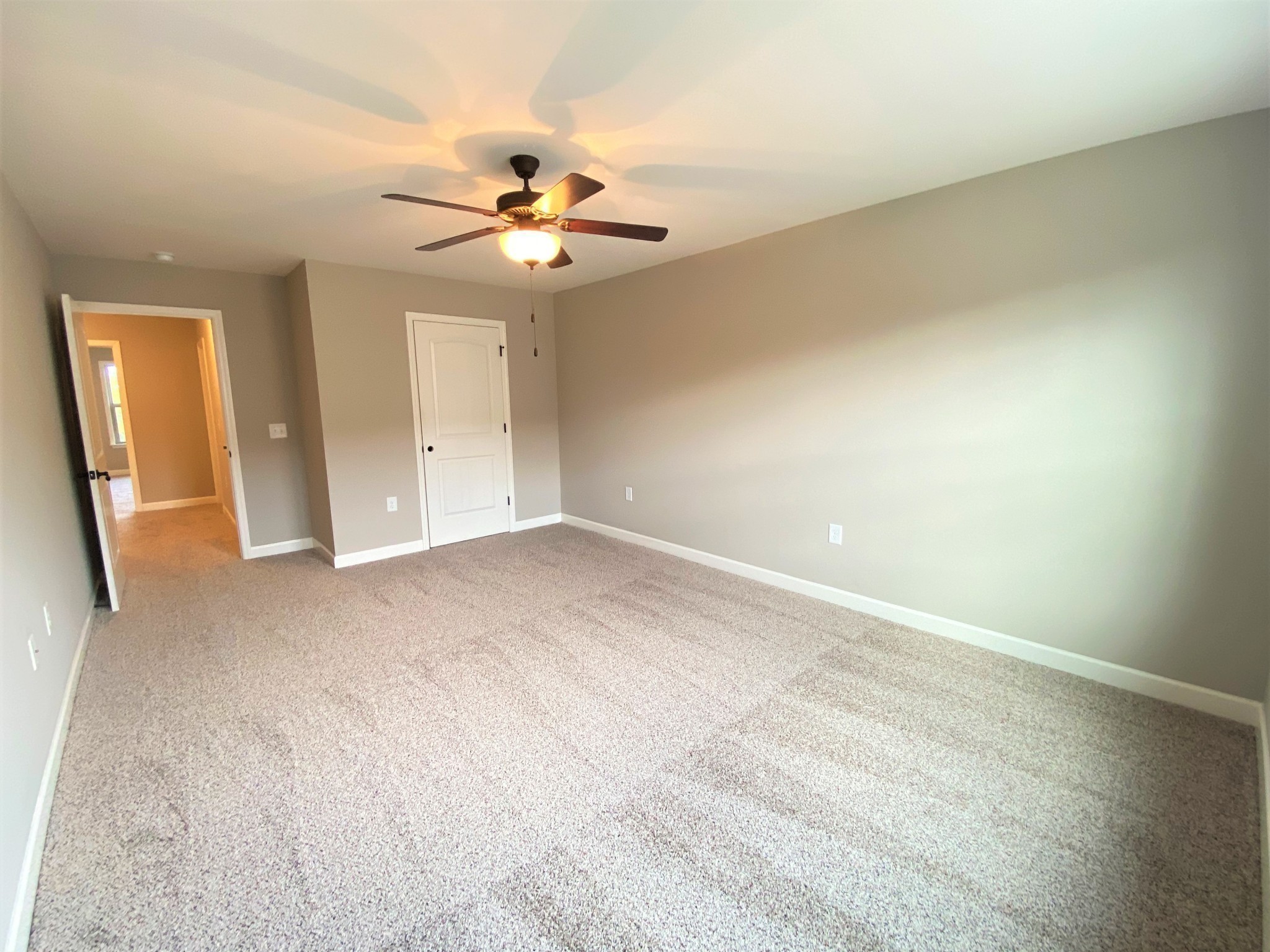 1002 Villa Cir Property Photo 13